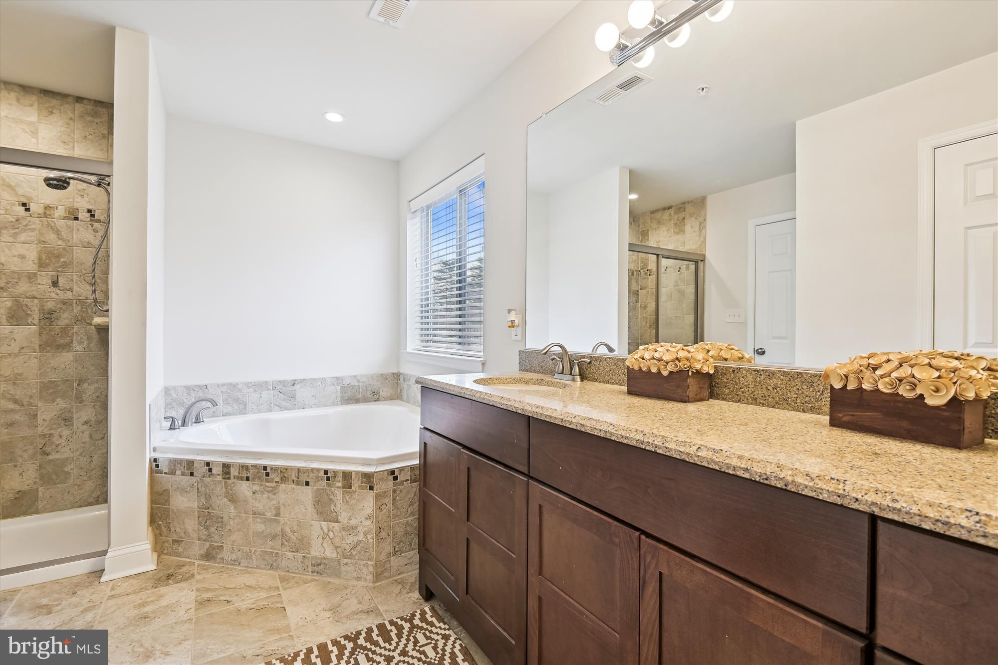 WINDSOR HILLS - Residential