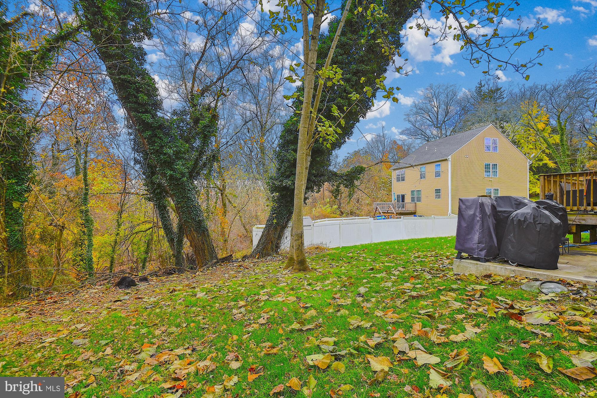 WINDSOR HILLS - Residential