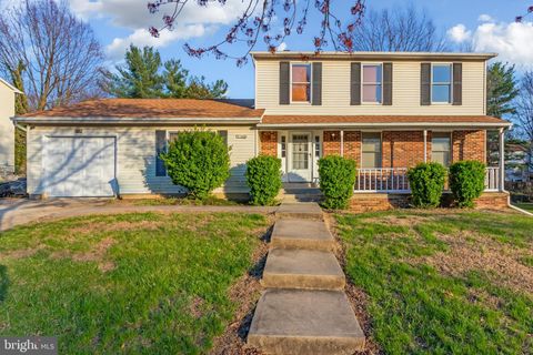 Homes For Sale - 5308 Woodland Boulevard<br/> OXON HILL, MD 20745