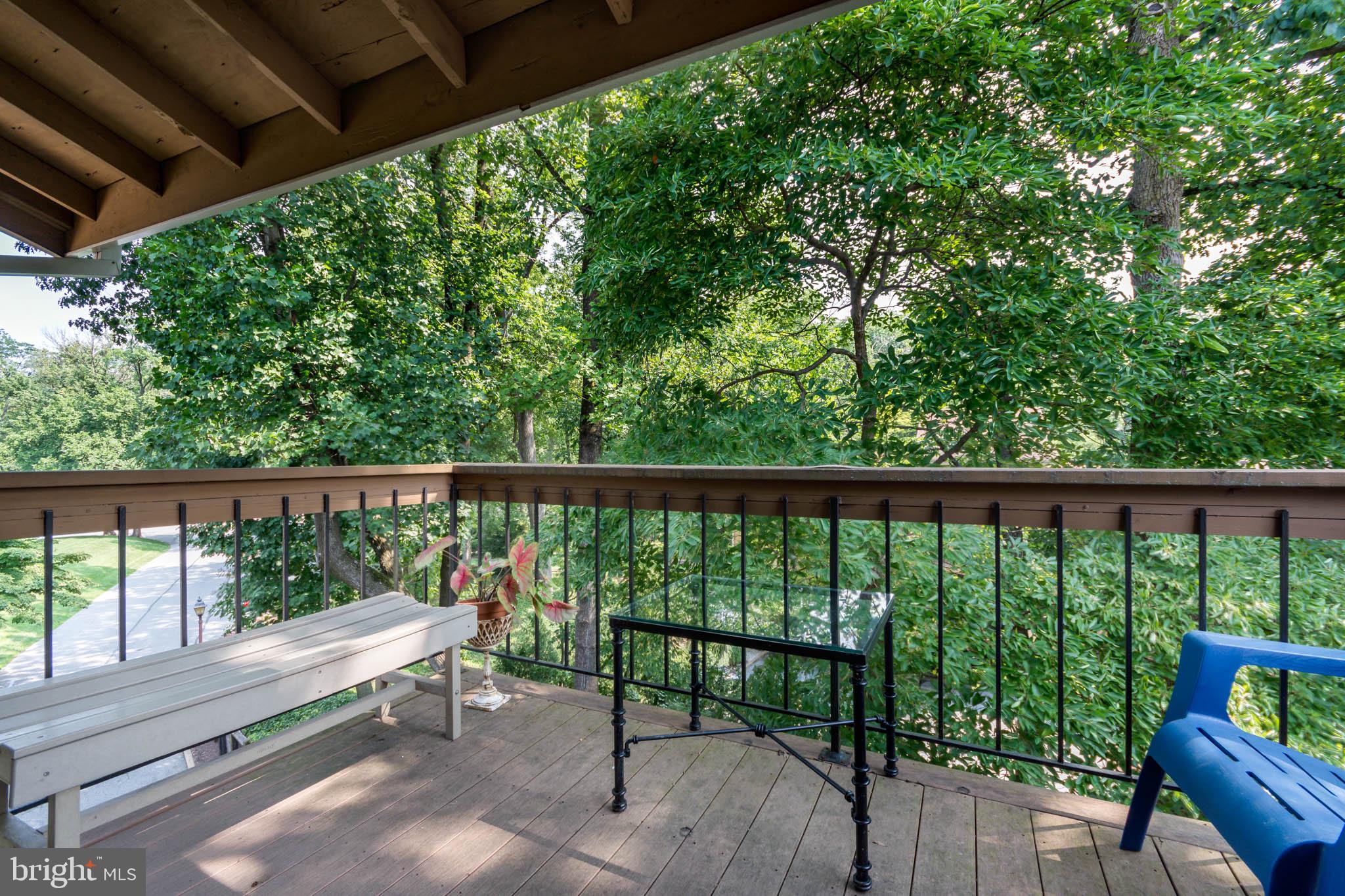 CROSS KEYS - Residential