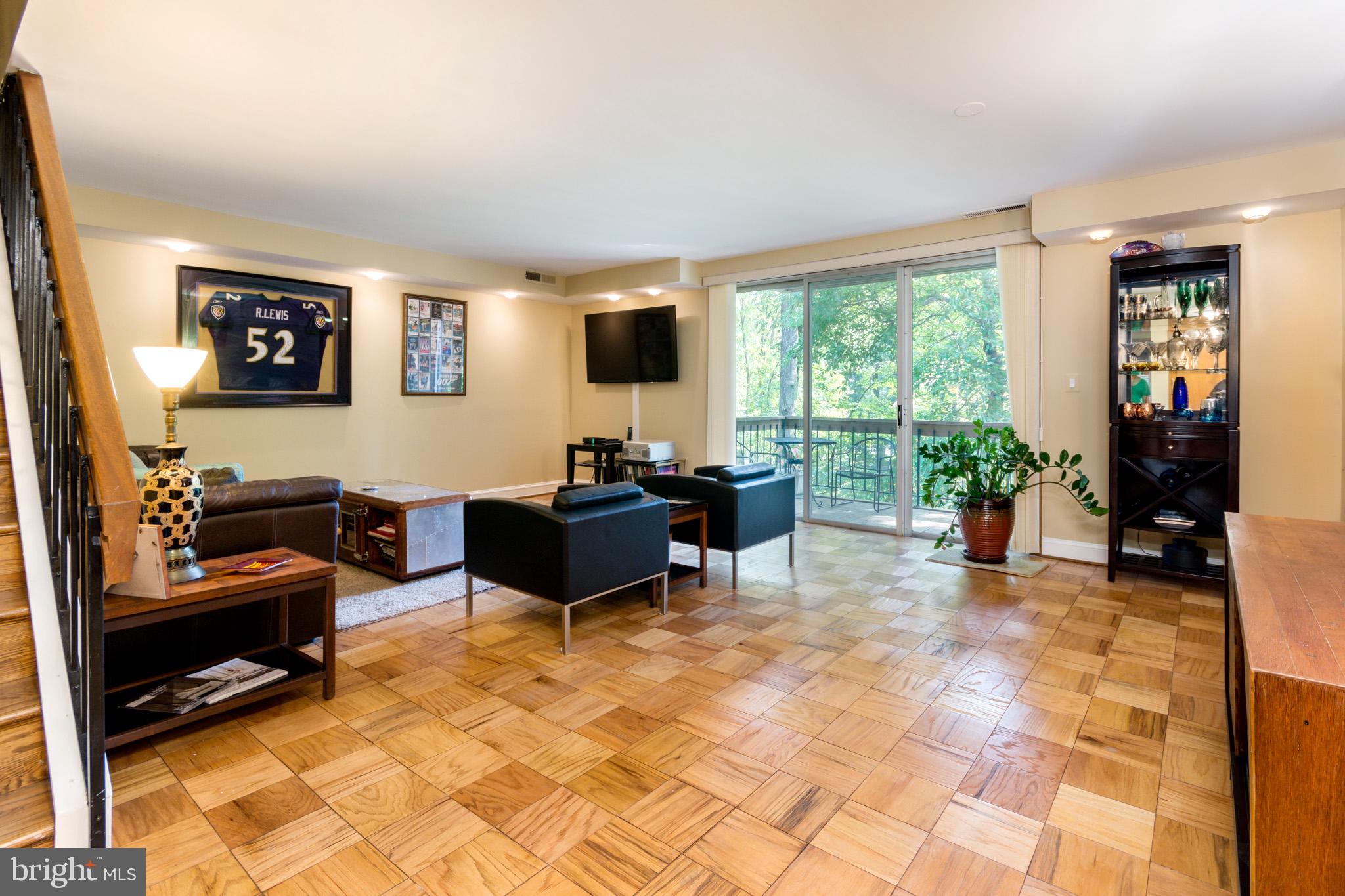 CROSS KEYS - Residential