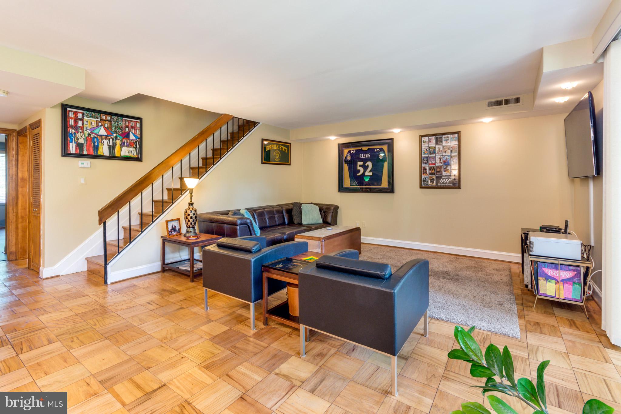 CROSS KEYS - Residential