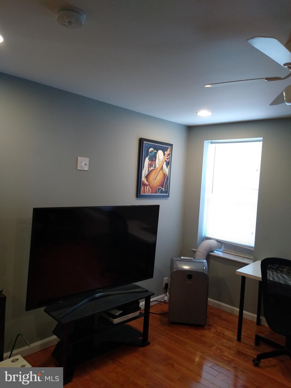 PHILADELPHIA (SOUTH) - Residential Lease