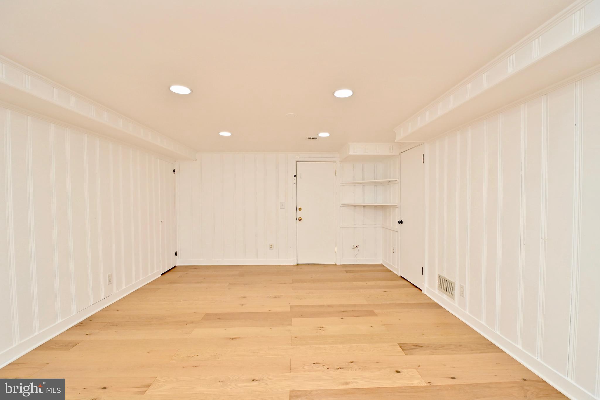 BROADMONT - Residential Lease