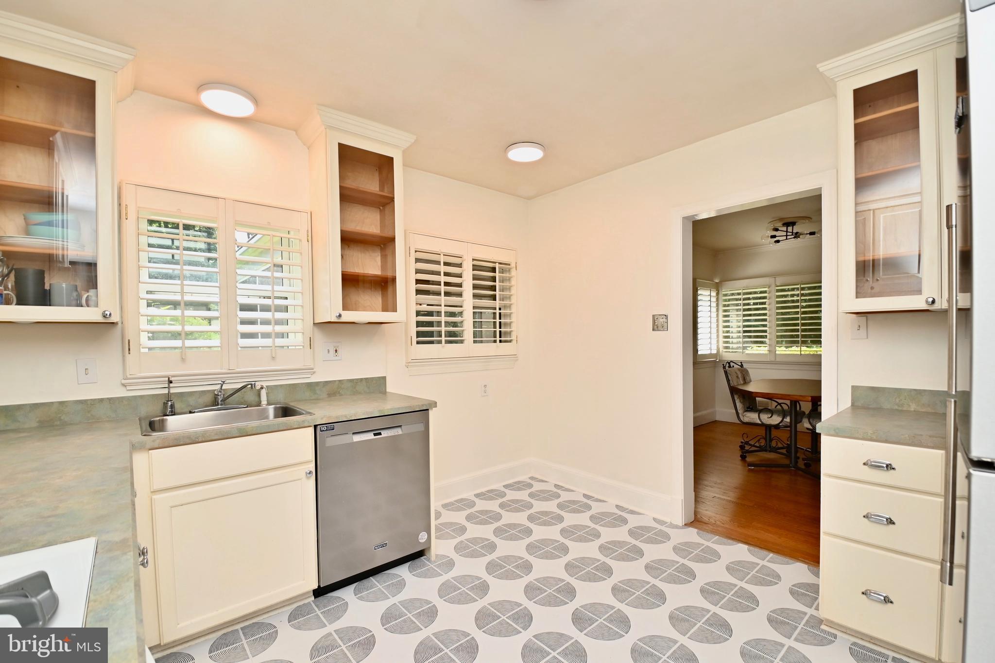 BROADMONT - Residential Lease