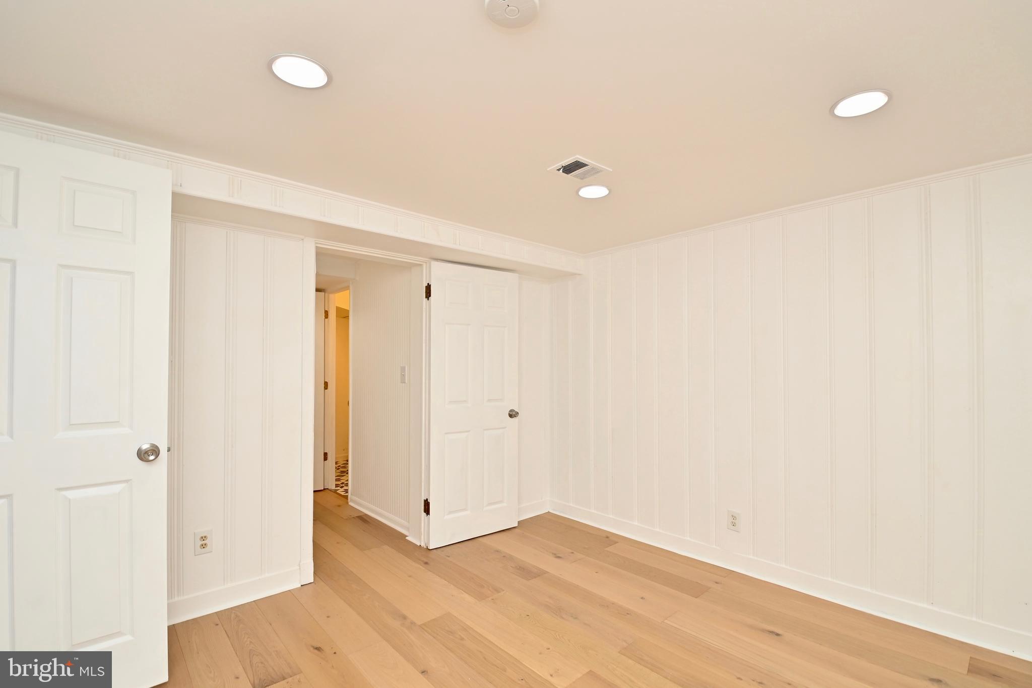 BROADMONT - Residential Lease