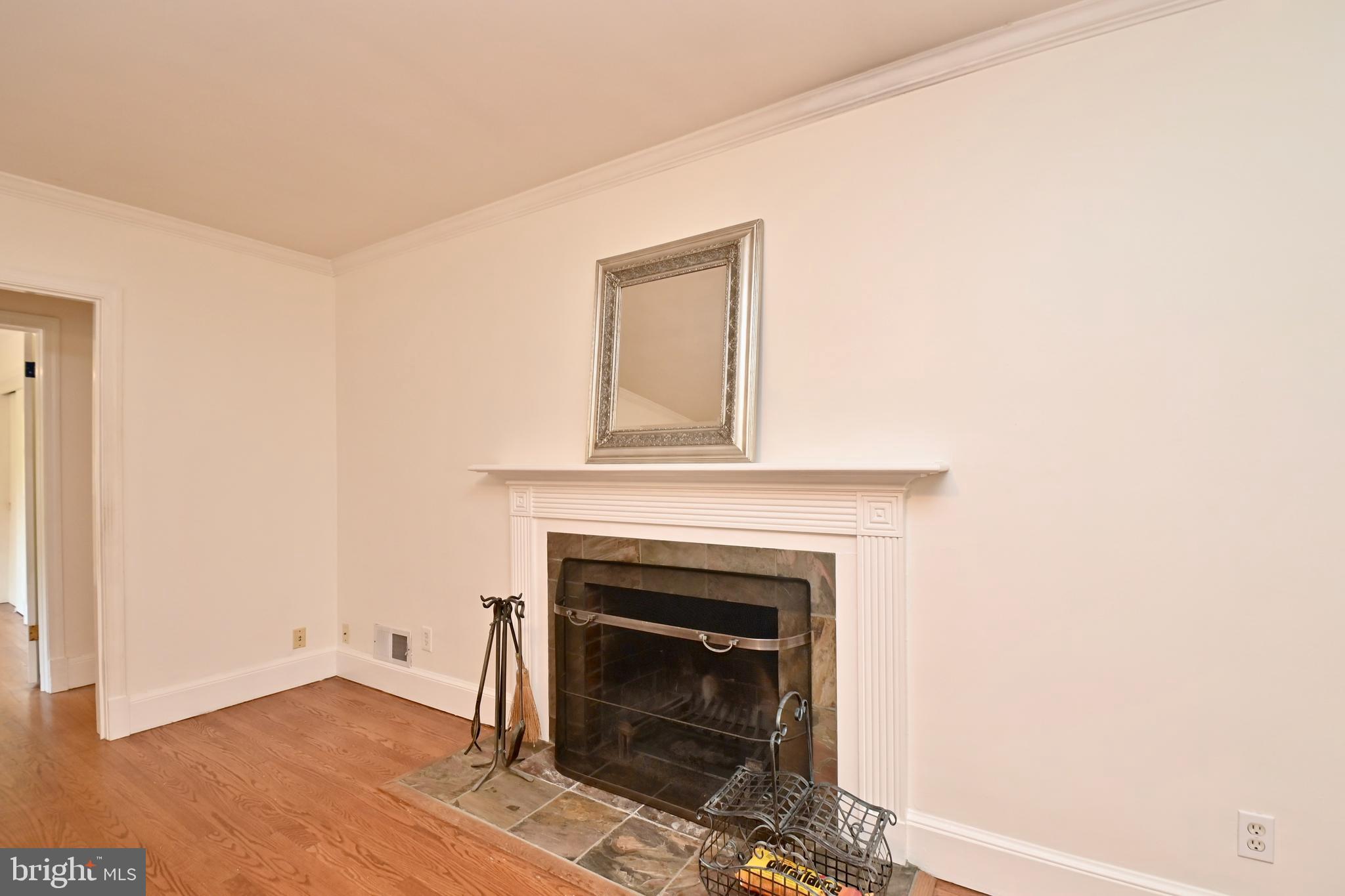 BROADMONT - Residential Lease