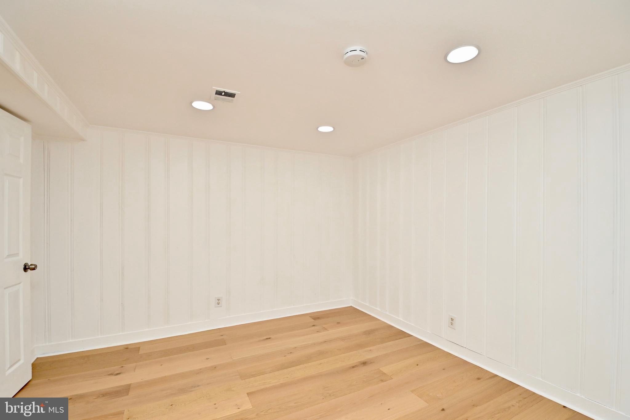 BROADMONT - Residential Lease