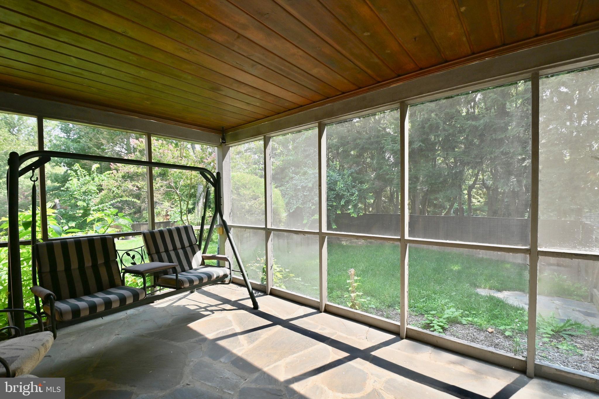 BROADMONT - Residential Lease