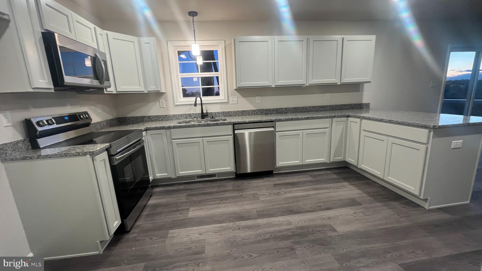 ANTIETAM COMMONS - Residential