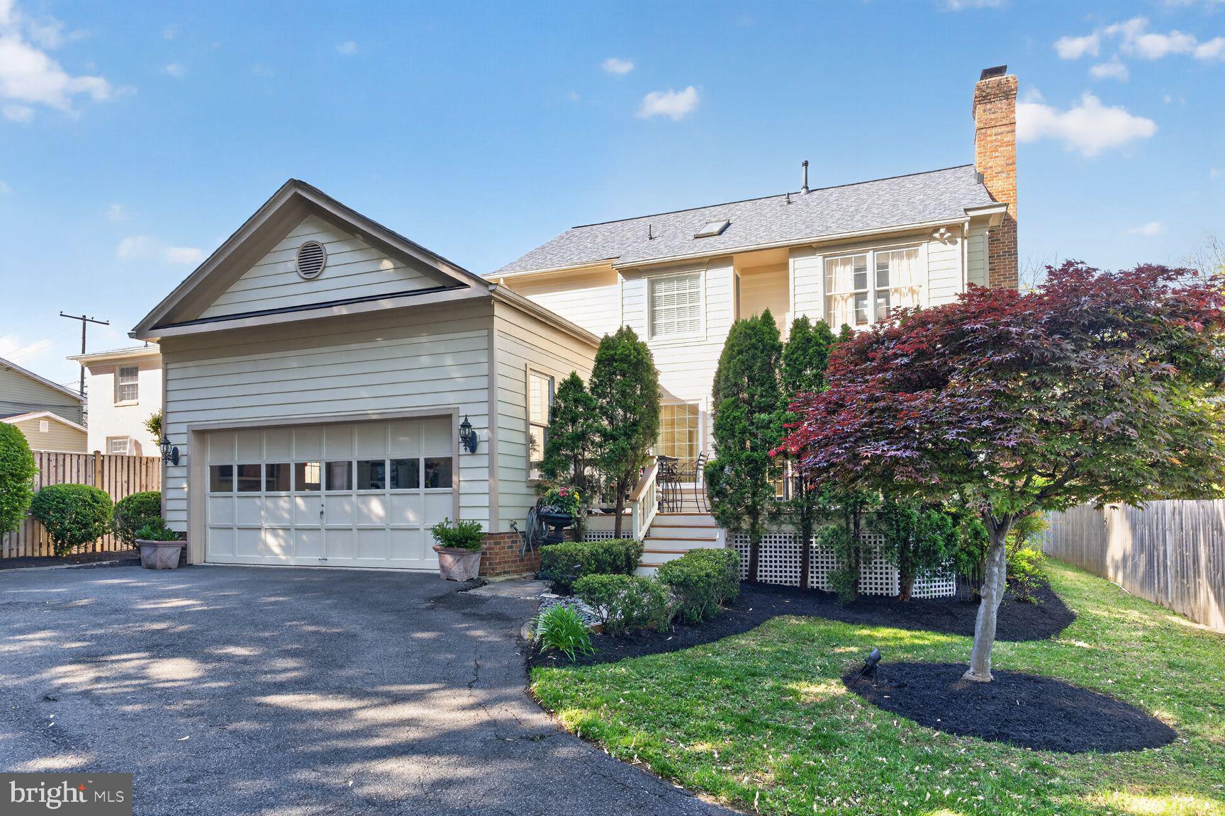 ALTA VISTA - Residential