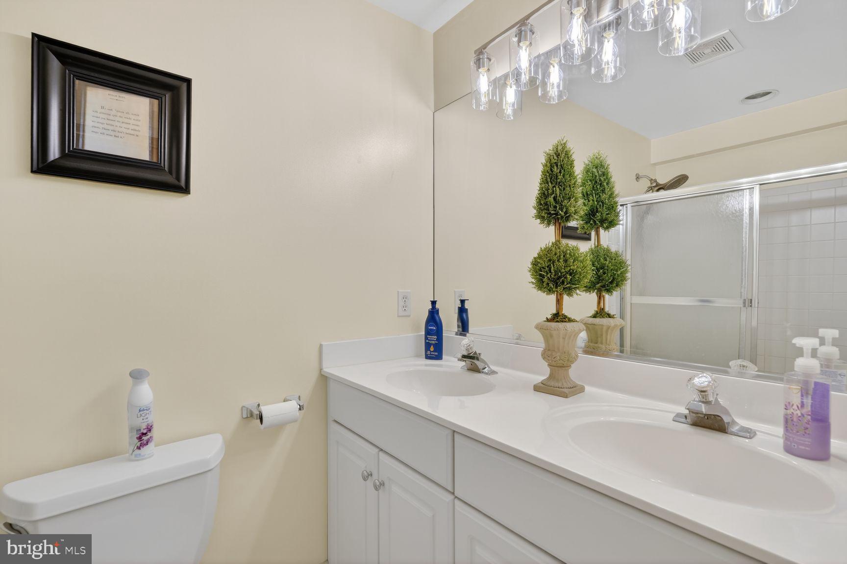 ALTA VISTA - Residential