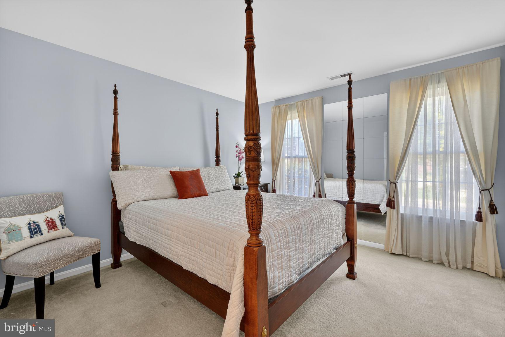 ALTA VISTA - Residential