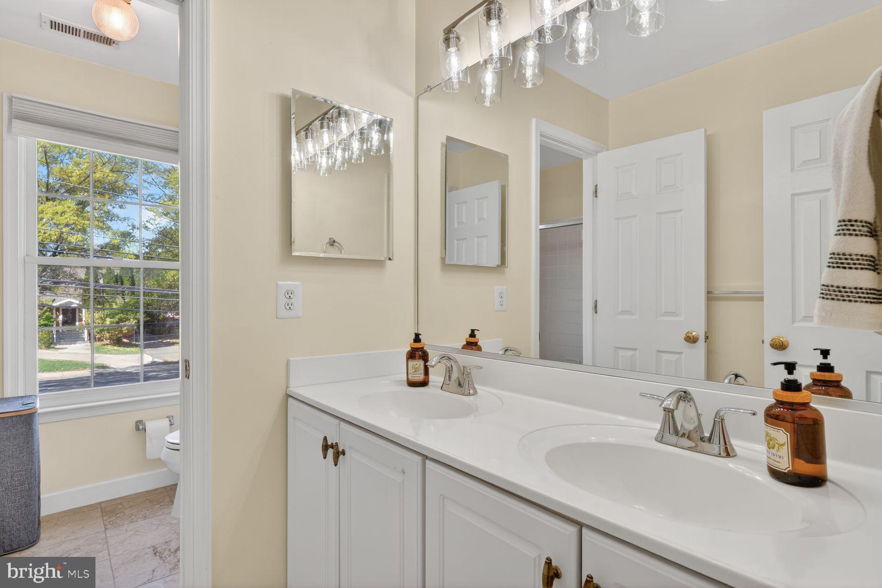 ALTA VISTA - Residential