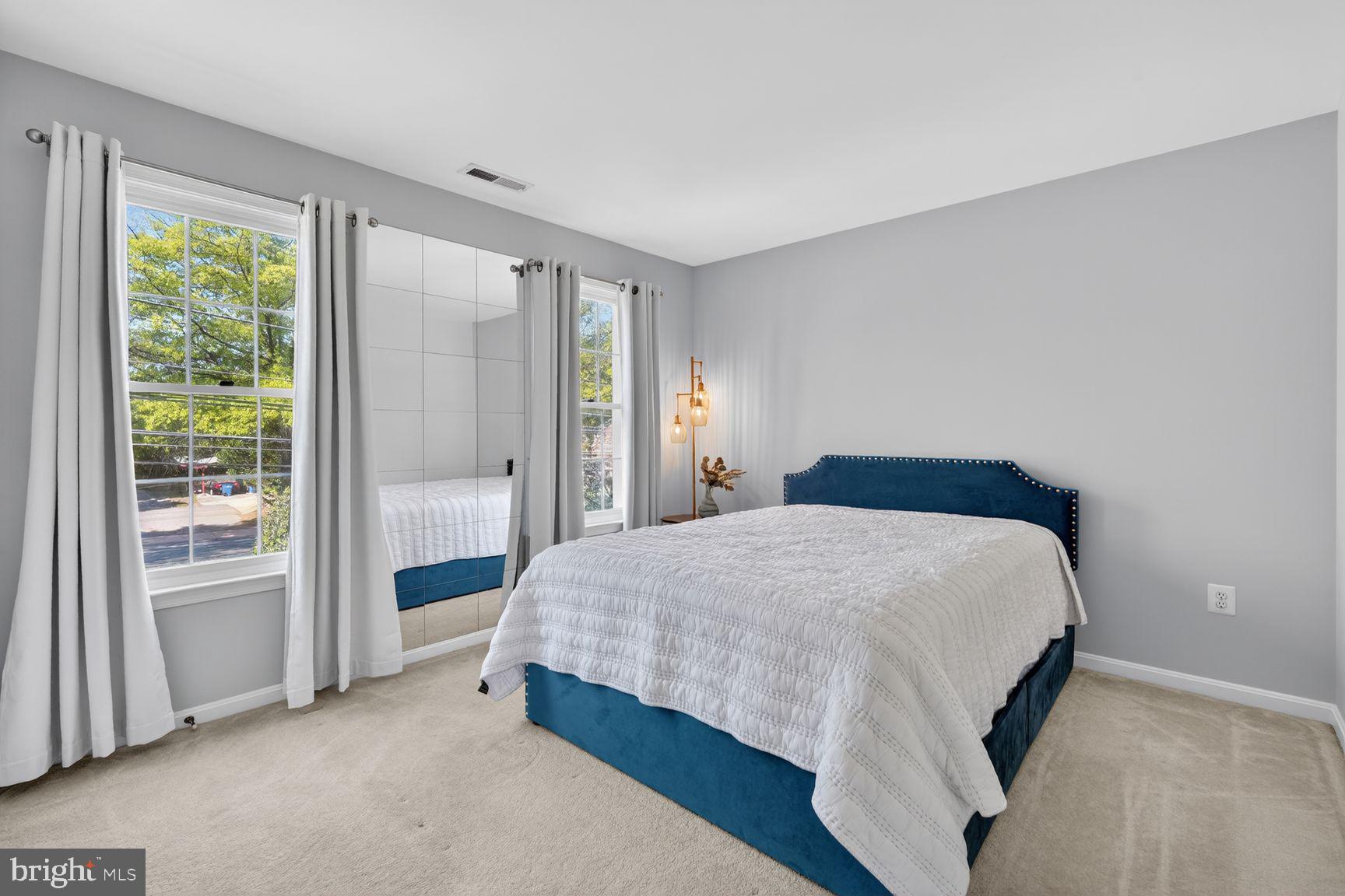 ALTA VISTA - Residential