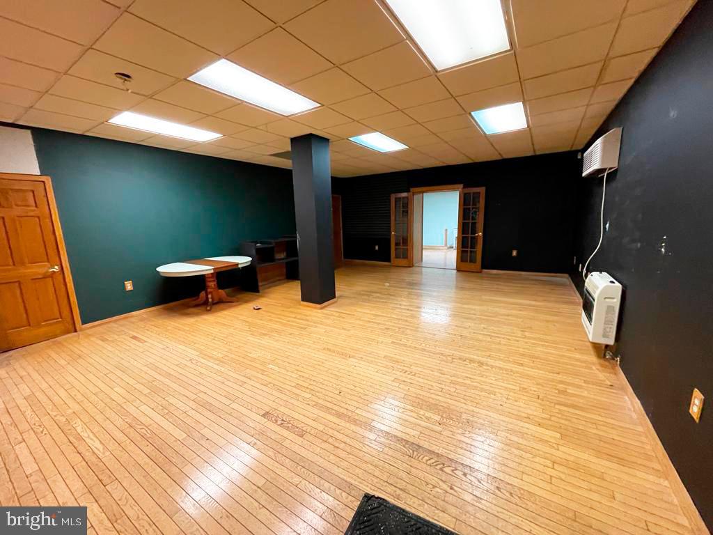 🏡 Welcome to an Exceptional Mixed-Use Opportunity at Pottsville's heart!
This fully renovated, income-generating gem offers (3) spacious residential units along with a prime commercial space on the first floor, making it ideal for both investors and owner-occupants looking to live and work under one roof.
🏢 First Floor – Prime Commercial Space unit offers special visibility. 📐 With expansive square footage, the layout is ideal for a variety of uses. 🪟🪄 Large front-facing windows flood the space with natural light 🏞️ , creating a warm and welcoming environment that customers will love💲 . 🏠 Second Floor –Two Beautifully Appointed Residential Units || Front Unit: Step into a generously sized living and dining area. The eat-in kitchen equipped with quartz countertops, tile backsplash, and state-of-the-art appliances. A fully renovated bathroom and a laundry area round out the space, offering comfort and convenience in one sleek package. 🔙Rear Unit: This well-appointed unit features 🛌, 2 bedrooms 🛏️, 🛀 1 full bath, and a contemporary kitchen with Formica countertops and backsplash tiles for easy cleaning & maintenance. ↗️Third Floor: Full-Size Apartment with Outdoor Perks A generous 🛏️ 2-bedroom 🛏️ unit with a beautifully finished full bathroom and a stylish kitchen boasting premium appliances and finishes. Bonus: an oversized additional room that opens to a private terrace, perfect for entertaining, outdoor dining, or simply relaxing in your own city-view retreat. 🏙️💆
👉 Don’t be surprised if you end up showing or owning—this one. Book your tour today! 🗓️📍⏰