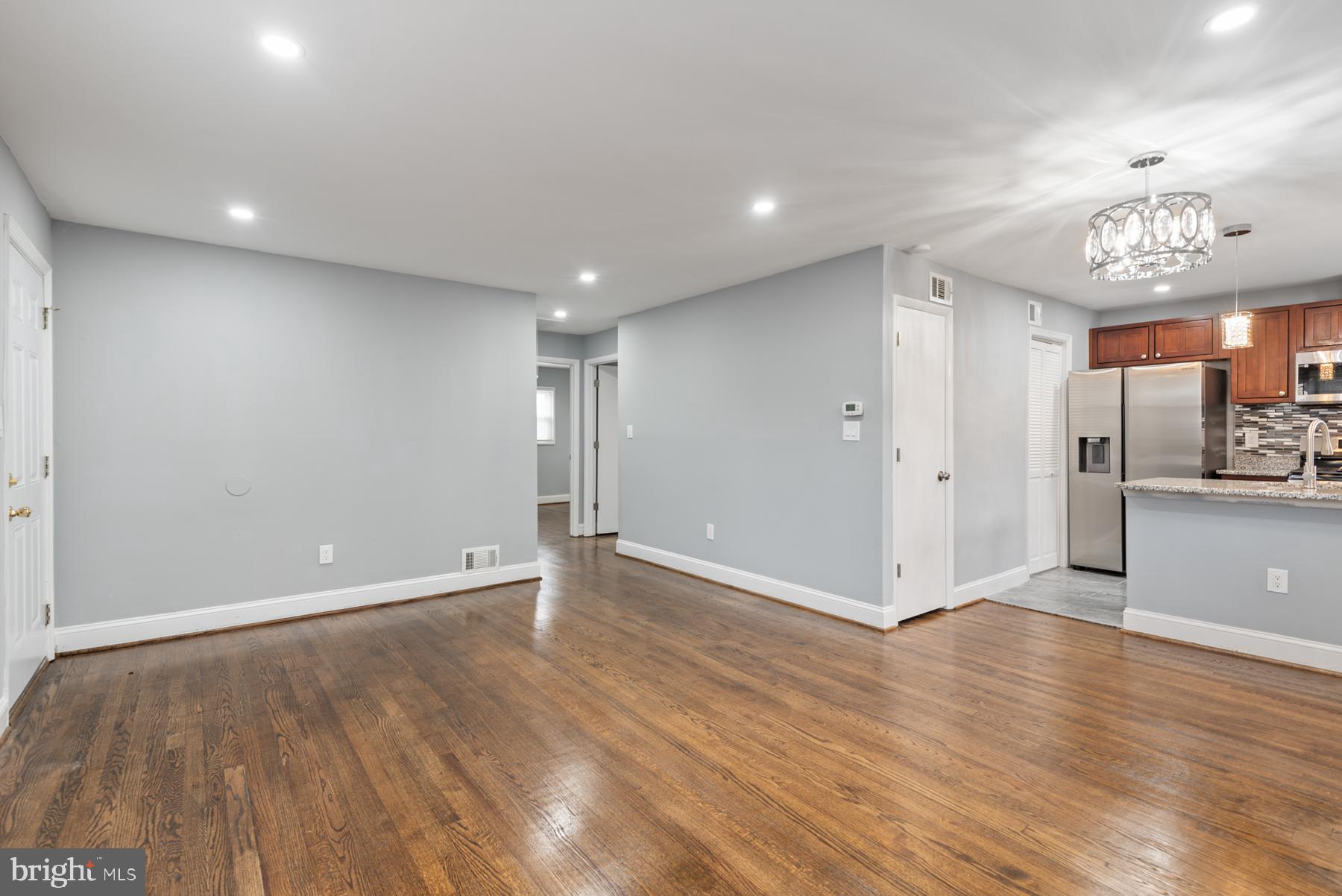 NORTH FORESTVILLE - Residential