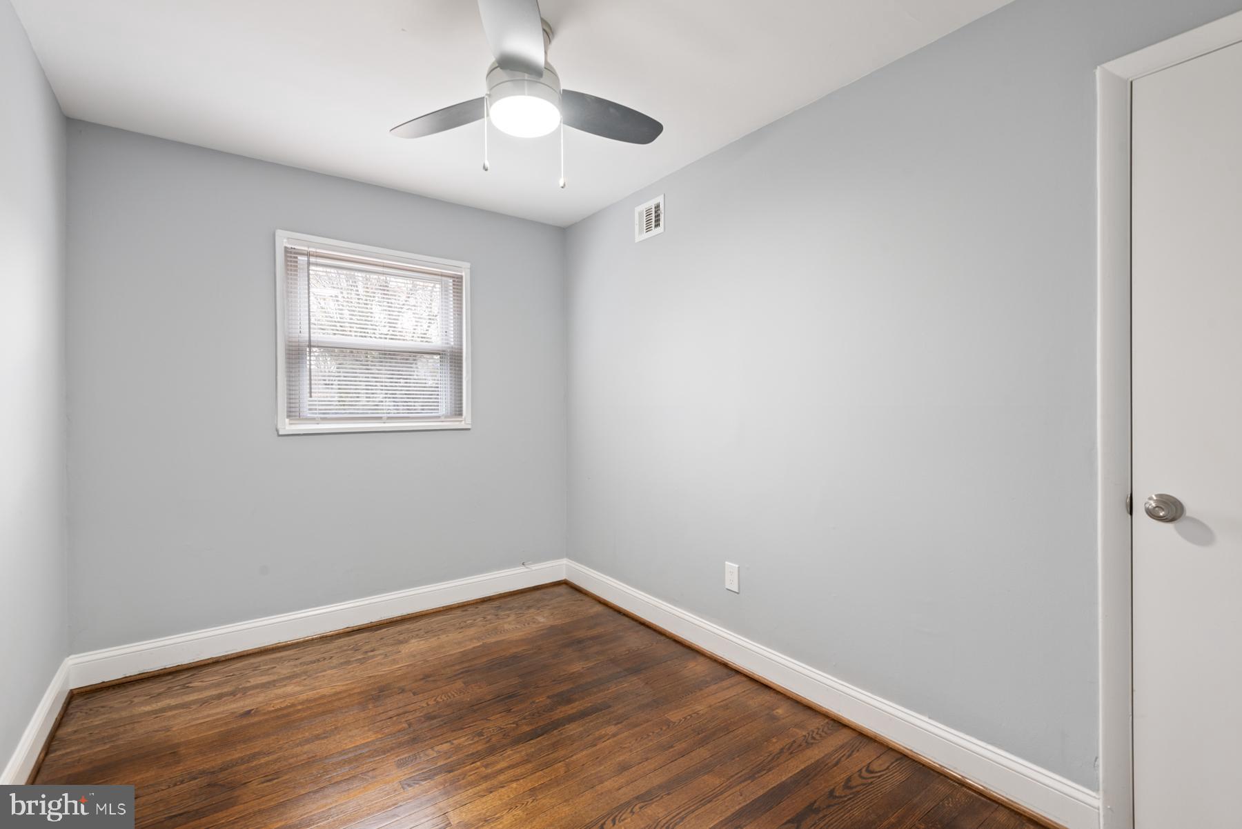 NORTH FORESTVILLE - Residential