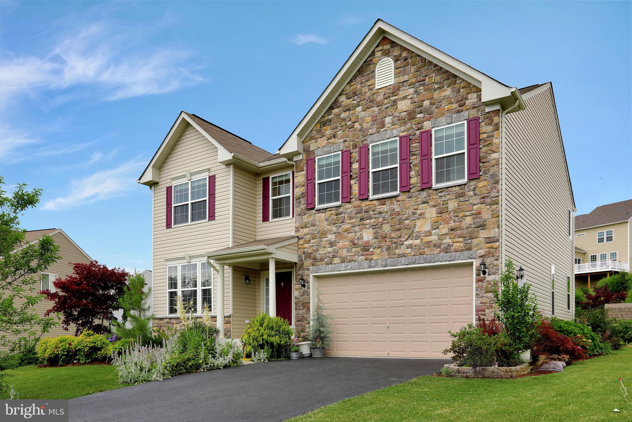 SHERIDAN ESTATES - Residential