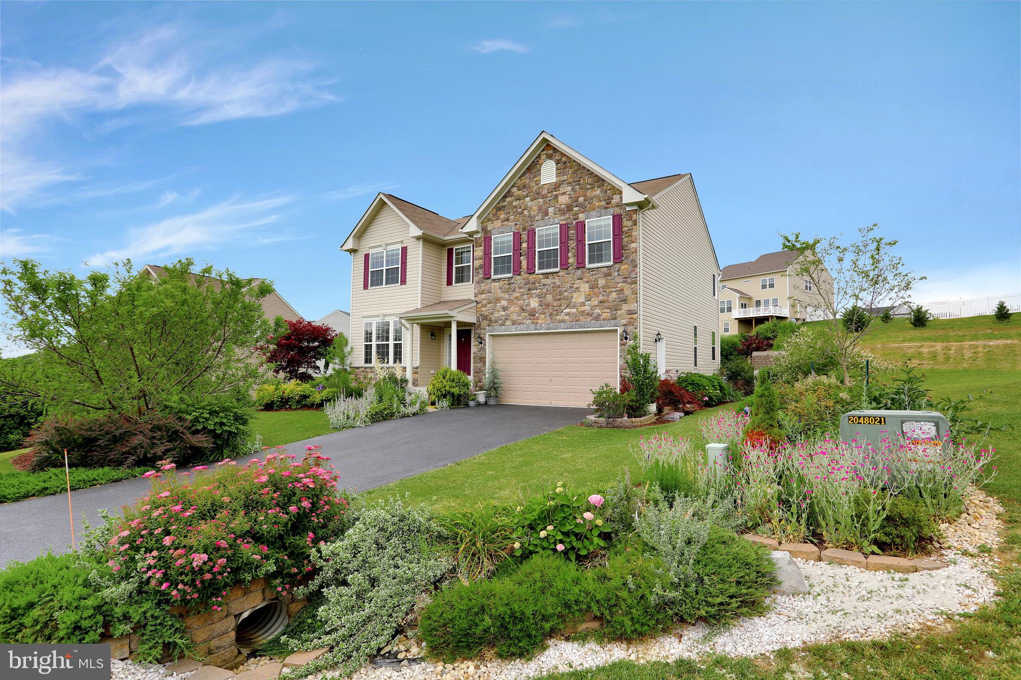 SHERIDAN ESTATES - Residential