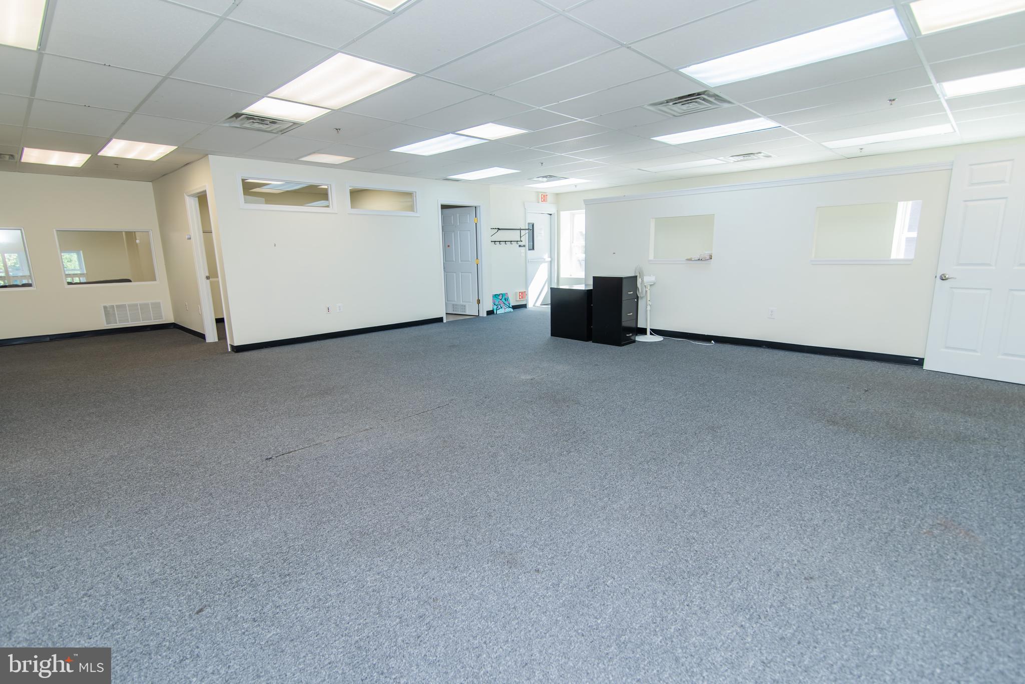 HANCOCK MANOR - Commercial Lease