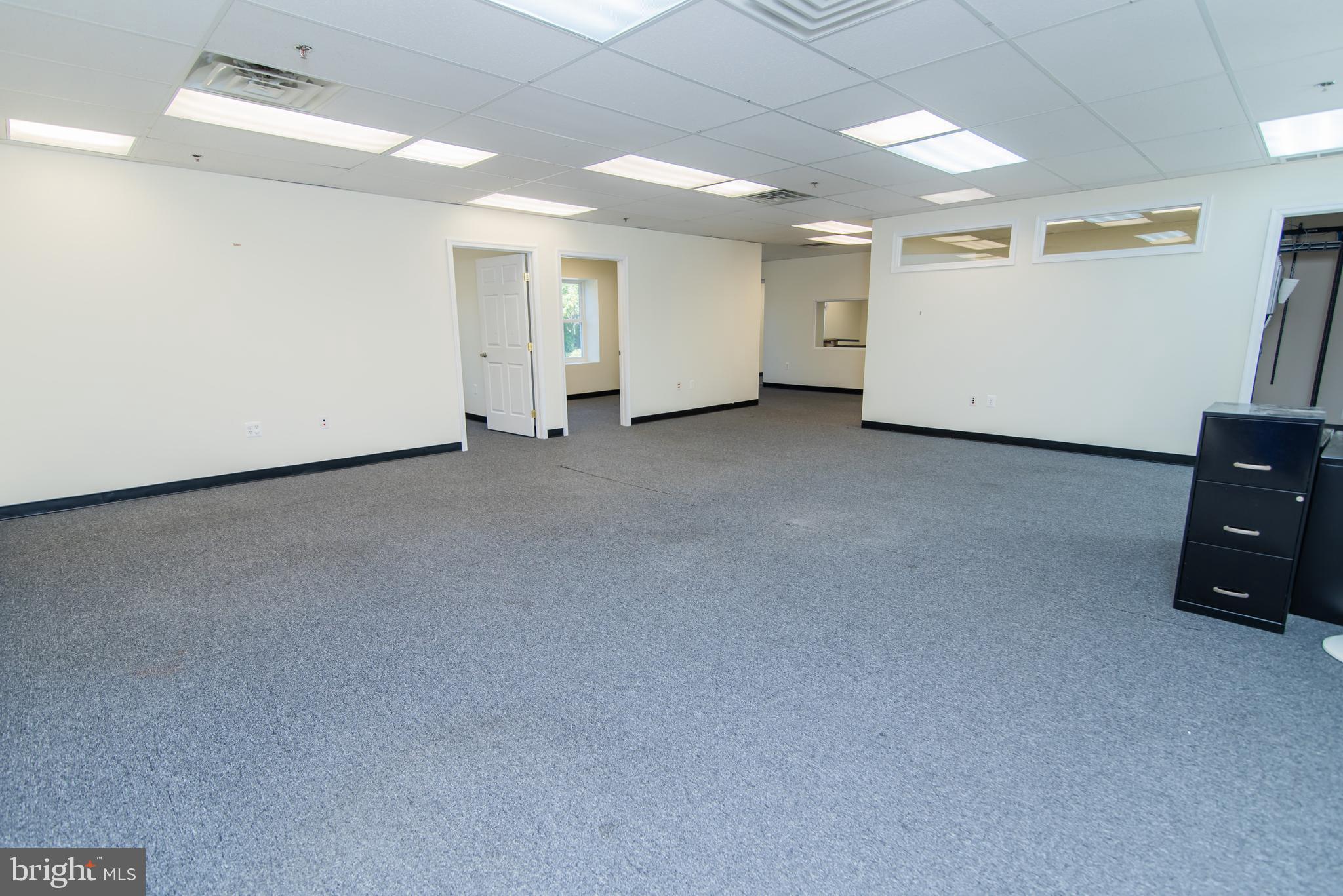 HANCOCK MANOR - Commercial Lease