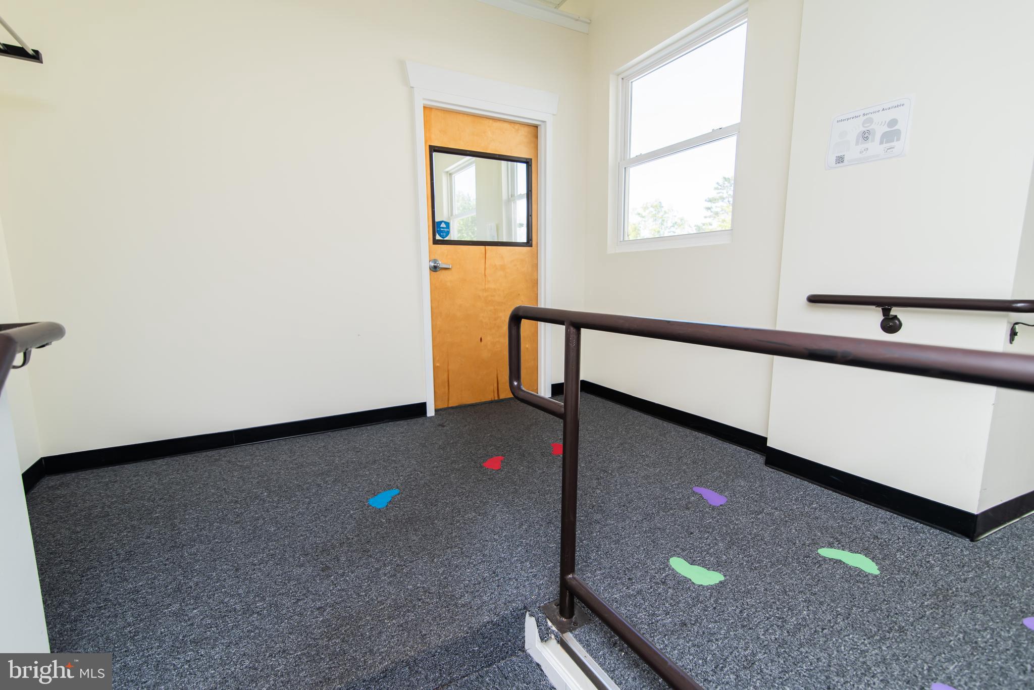 HANCOCK MANOR - Commercial Lease