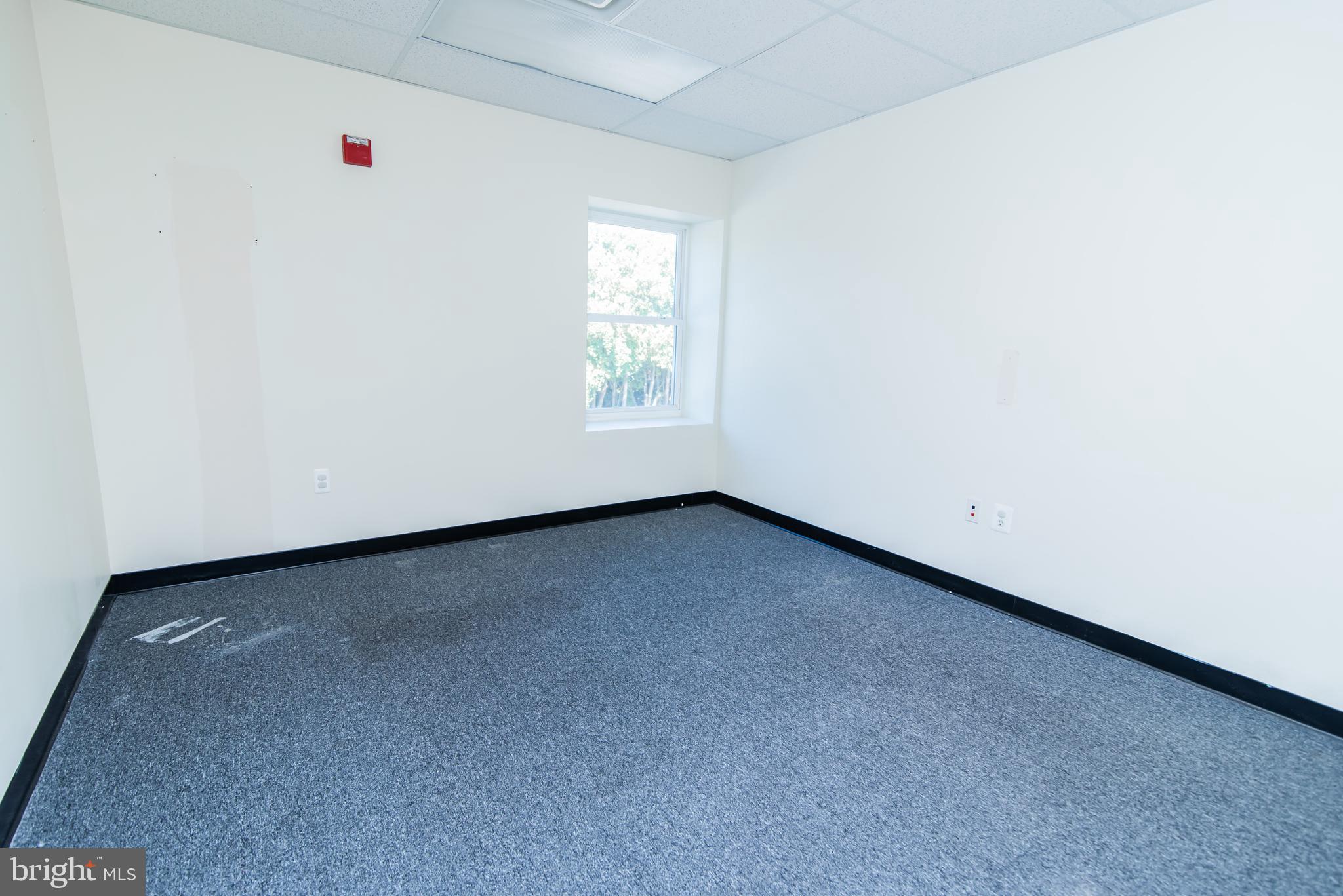 HANCOCK MANOR - Commercial Lease