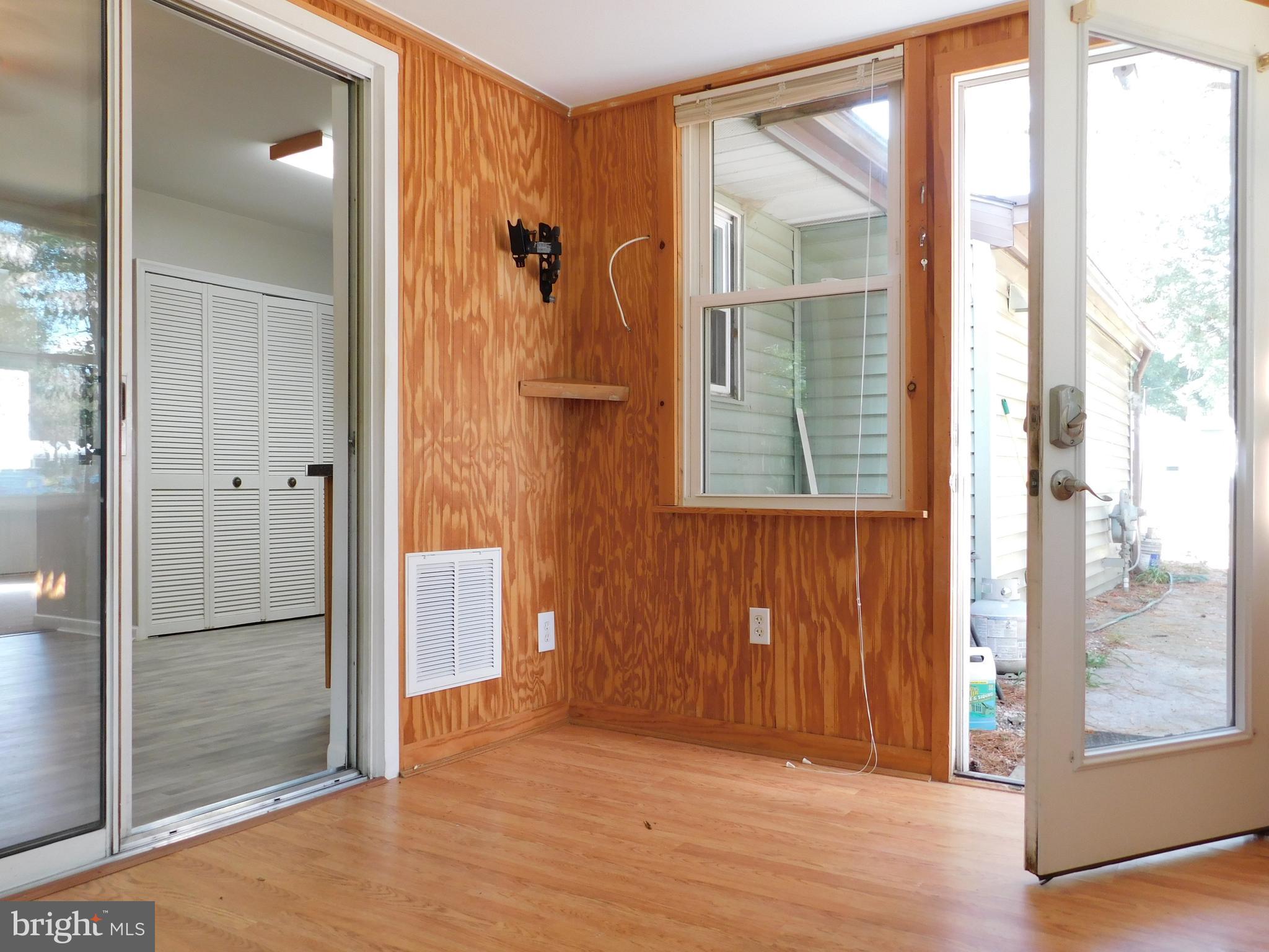 HAVASSY MANOR - Residential