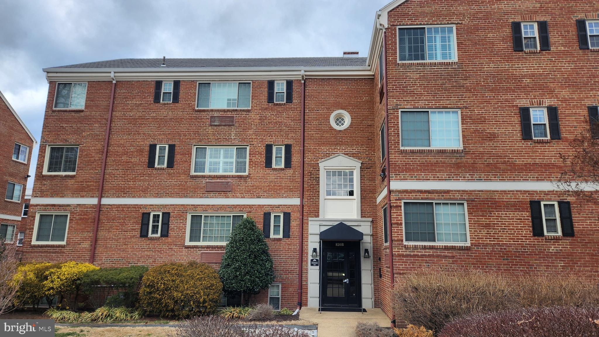 820B S WASHINGTON STREET 326