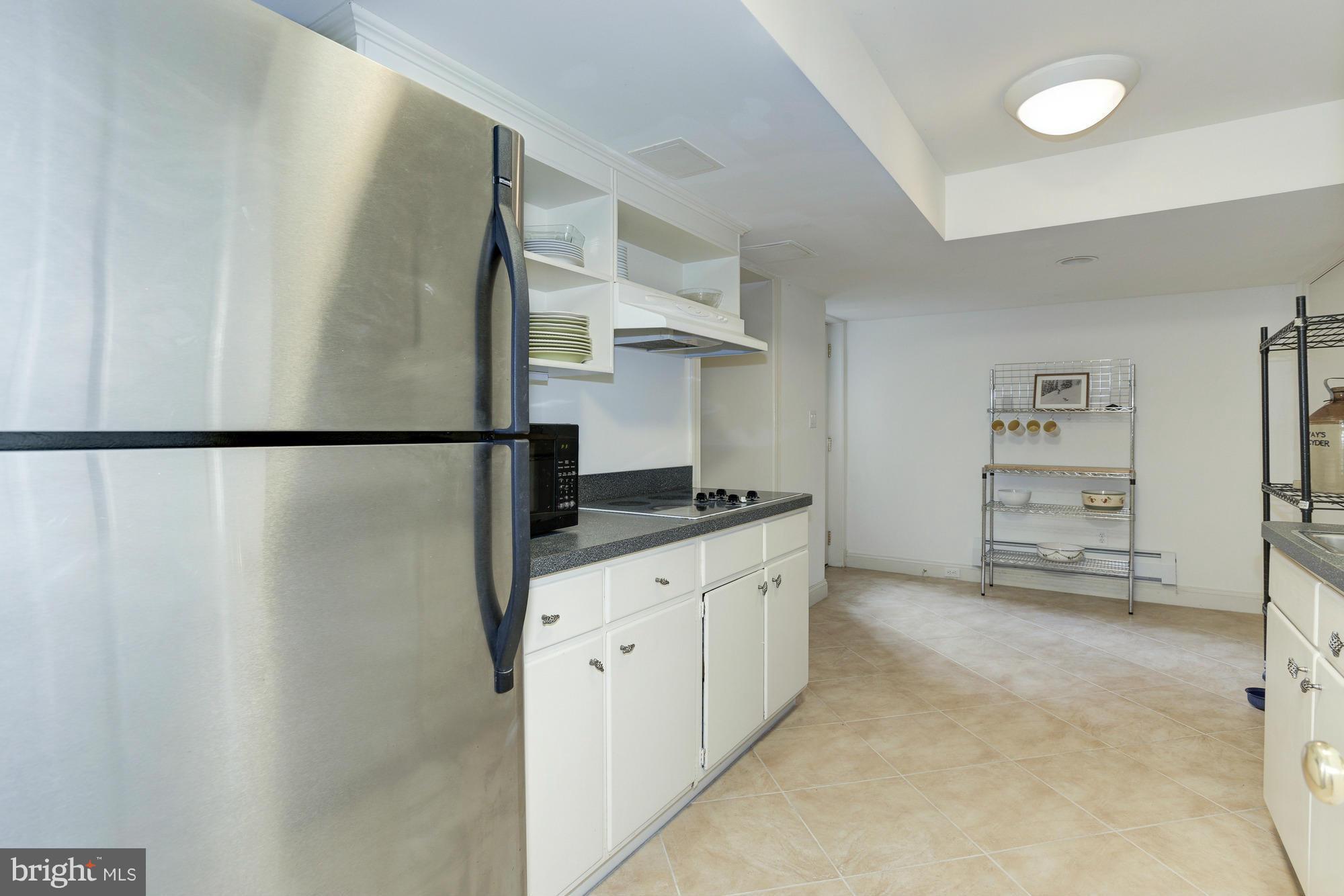 FOREST HILLS - Residential