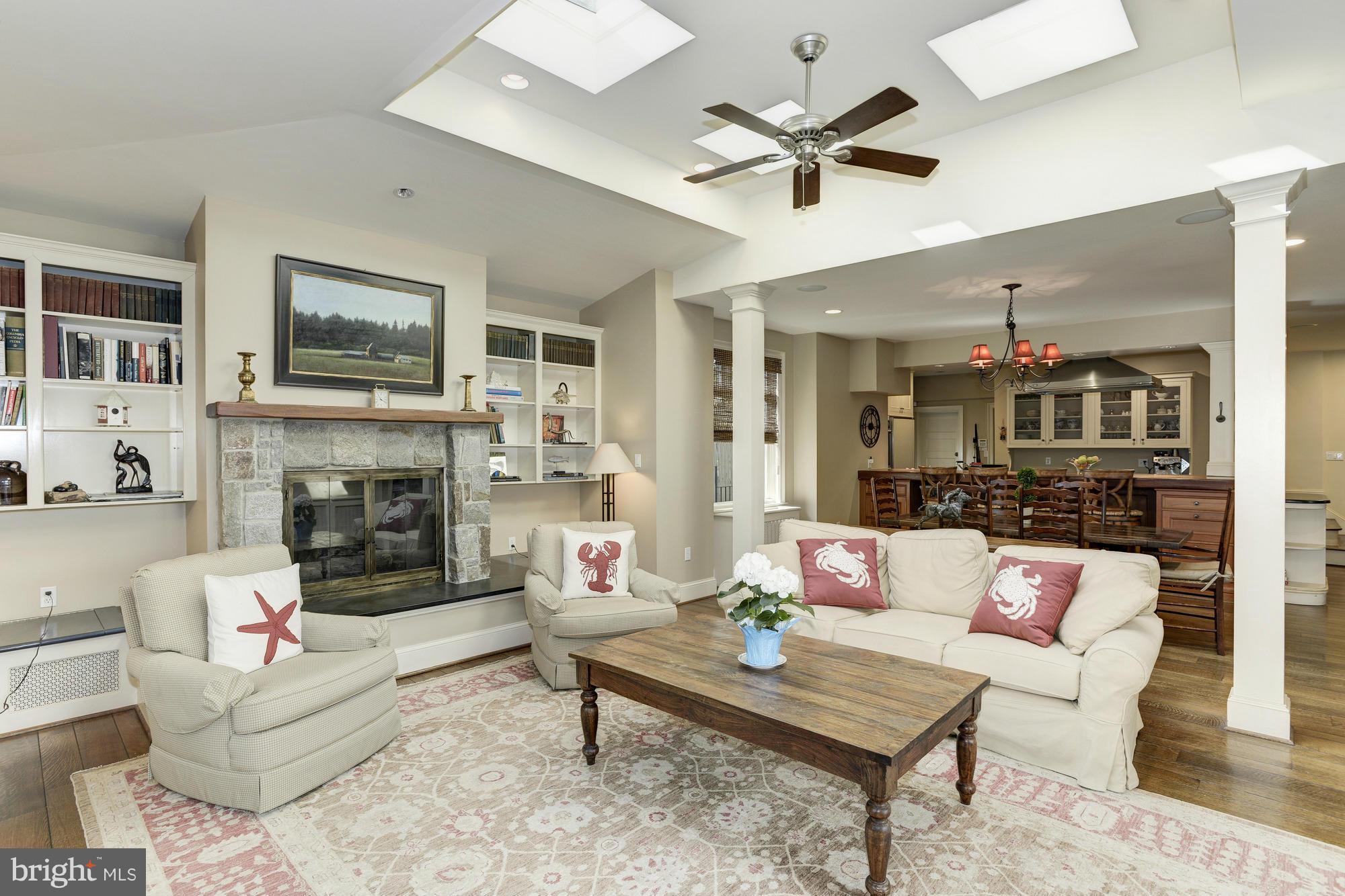 FOREST HILLS - Residential