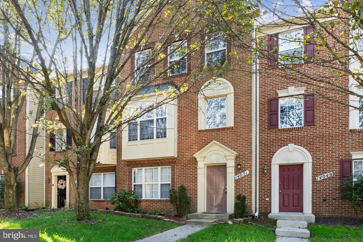 WILLOWS OF POTOMAC - Residential Lease