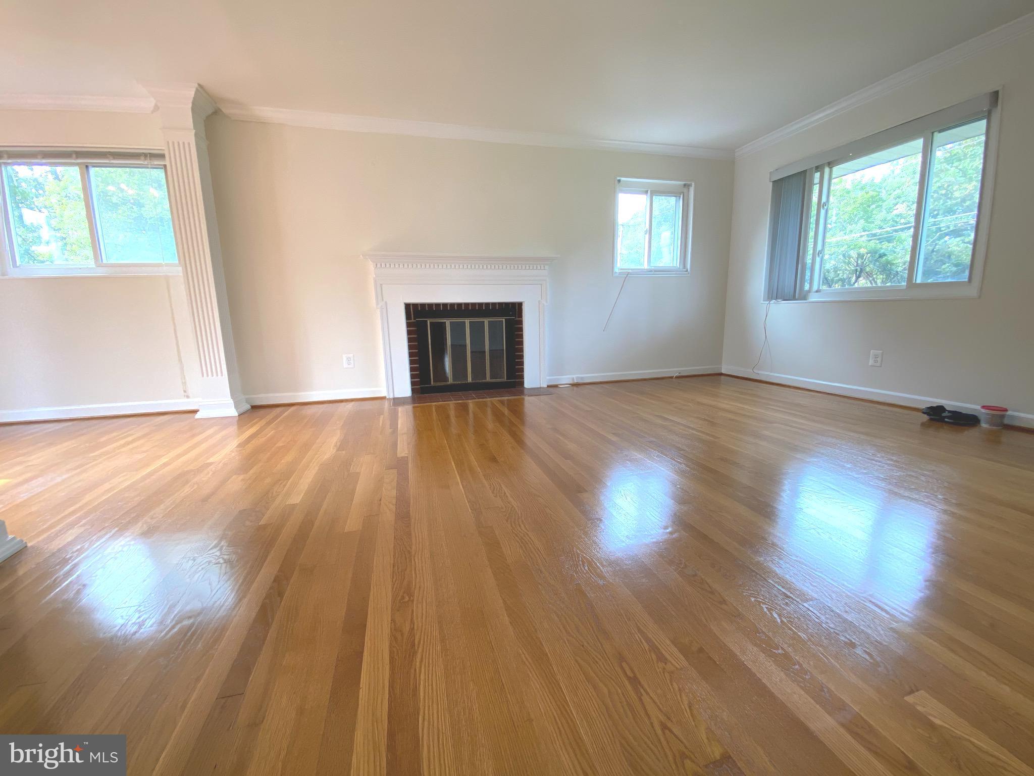 BROYHILL PARK - Residential Lease