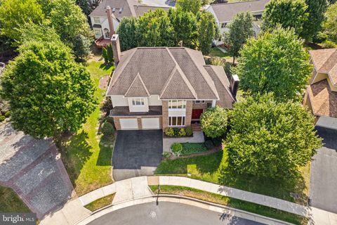 Property photo of 13103 Anvil Place, Herndon, VA 20171