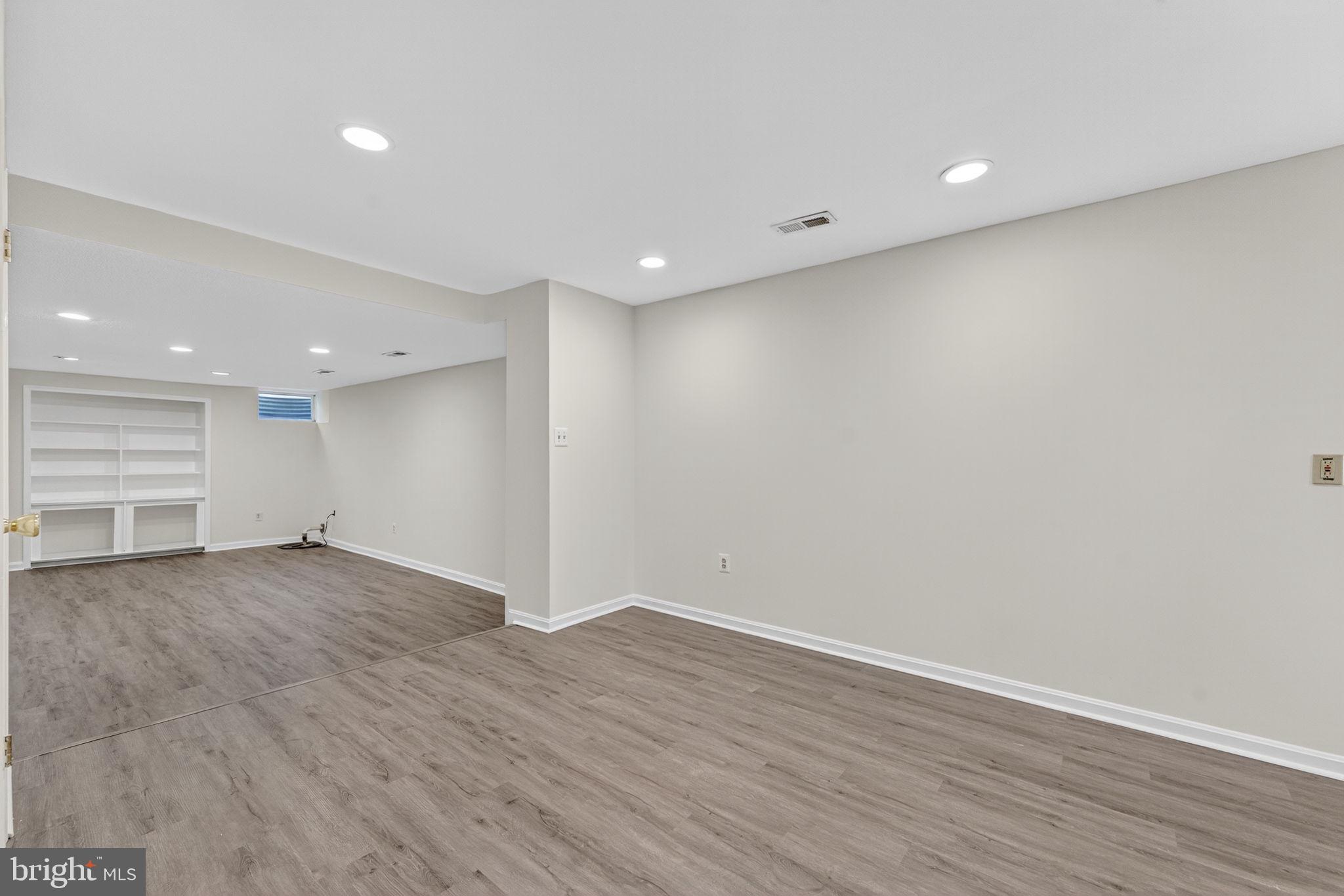 SYCAMORE RIDGE - Residential