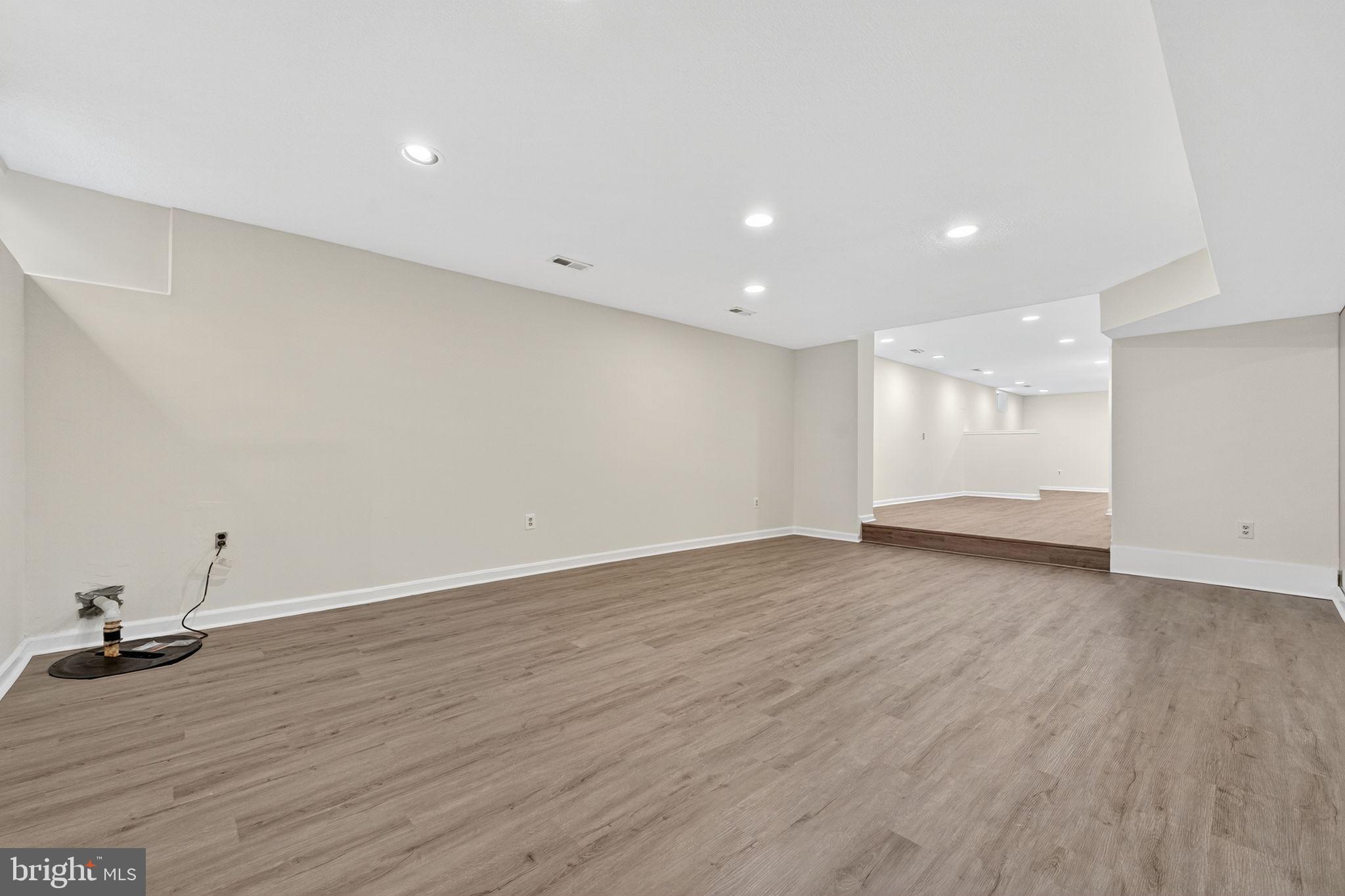 SYCAMORE RIDGE - Residential