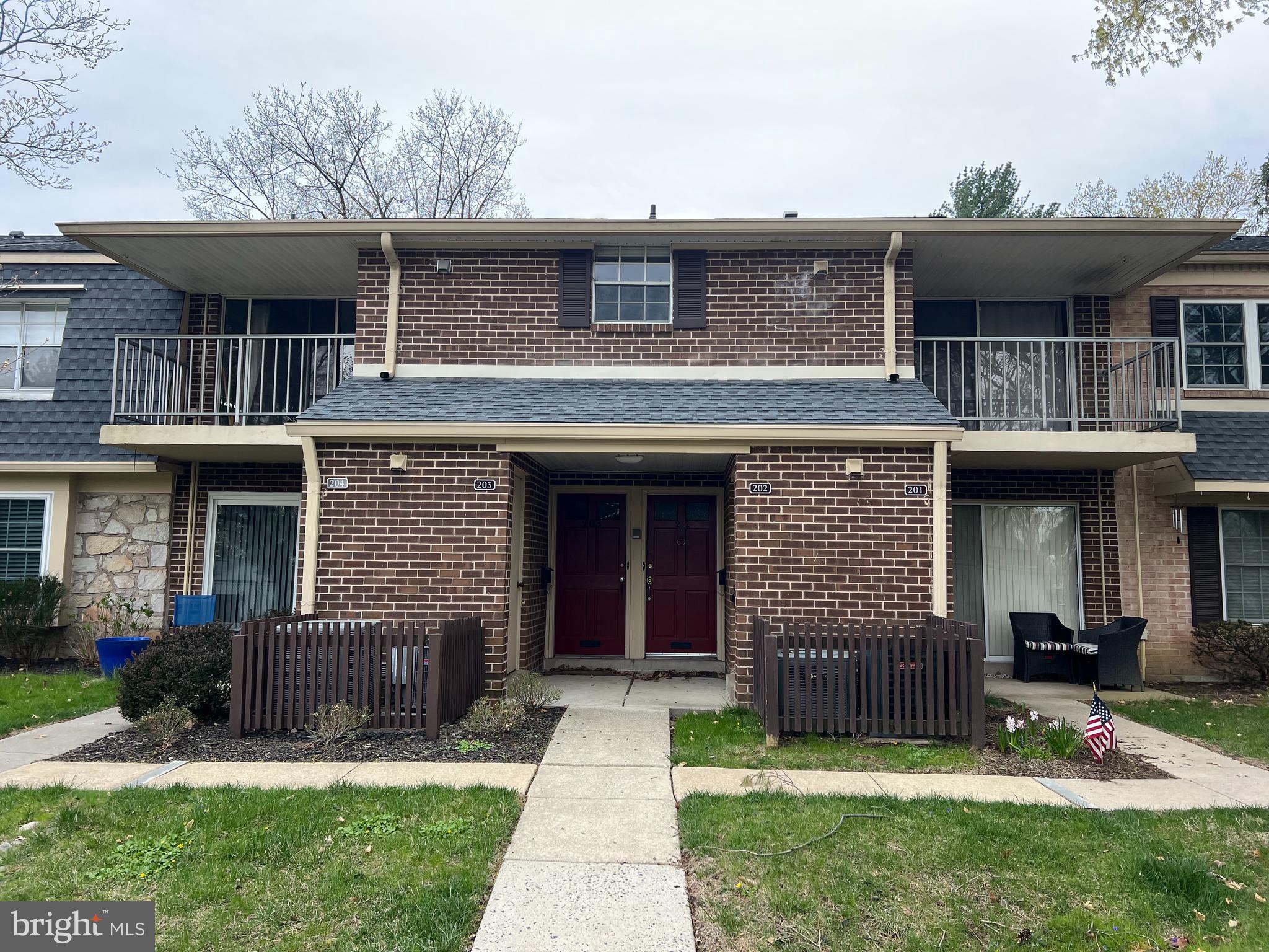 OLD FORGE CROSSING - Residential Lease