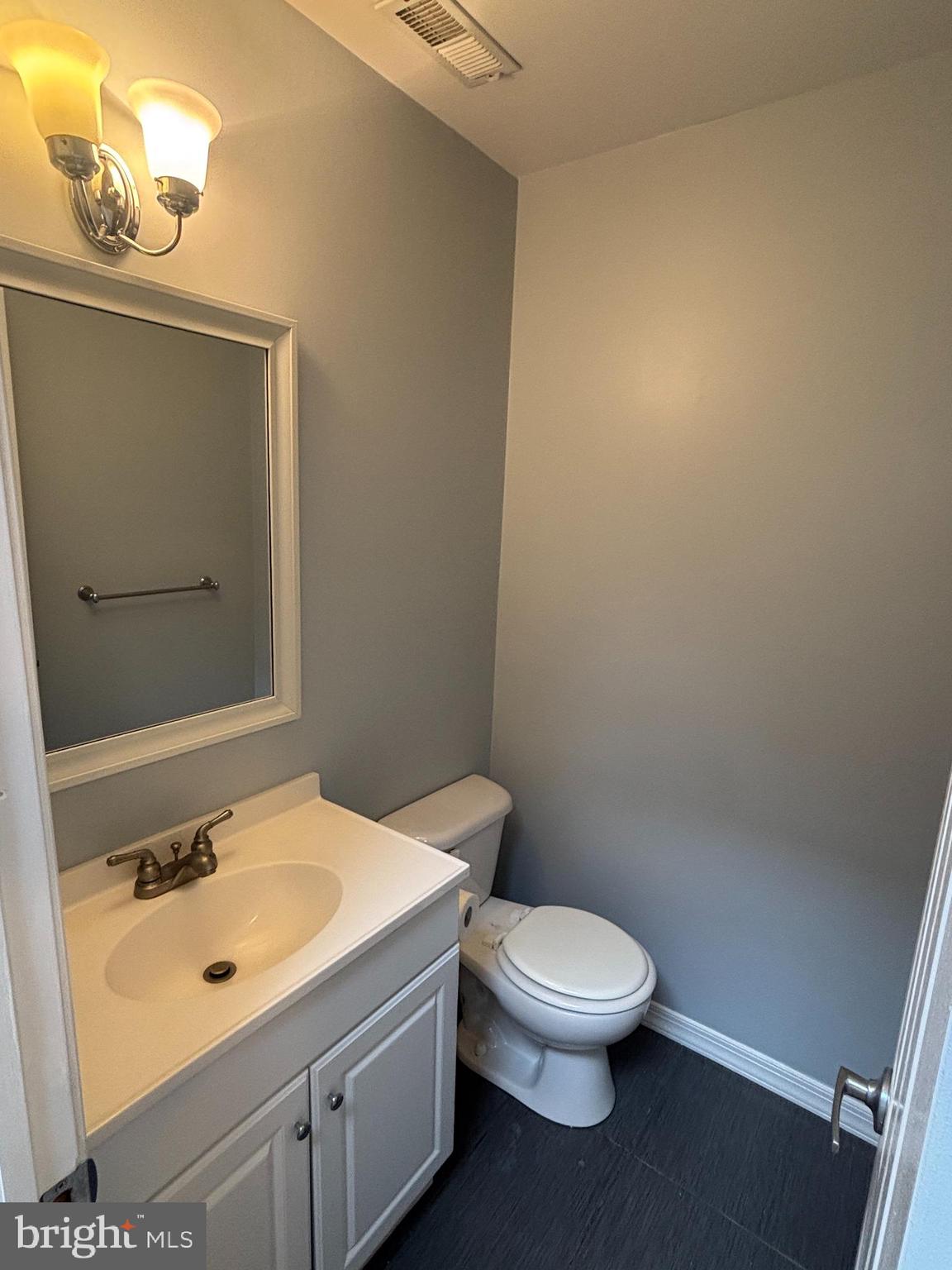 1460 TARLETON PLACE