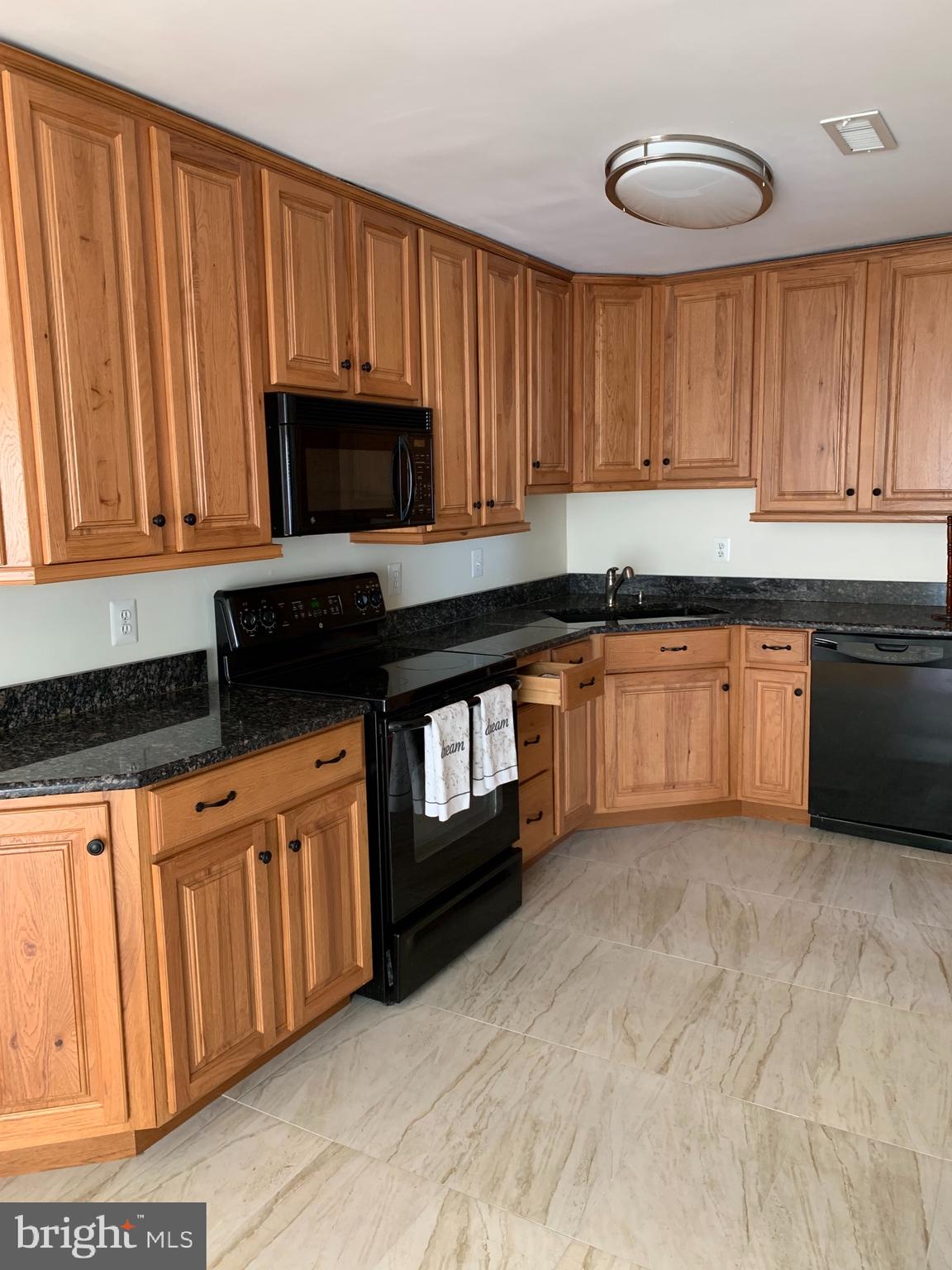 GERMANTOWN PARK - Residential Lease