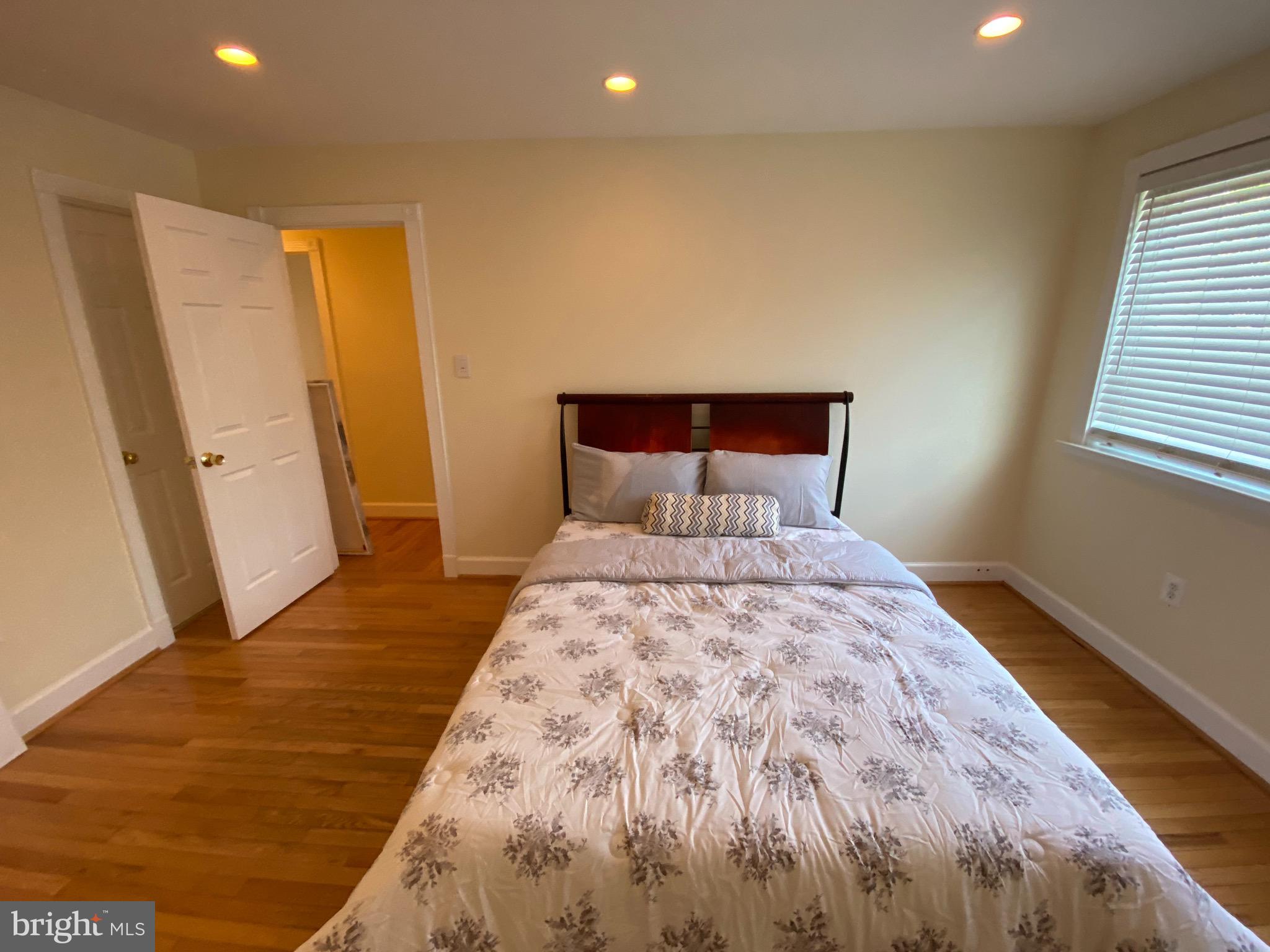 GERMANTOWN PARK - Residential Lease