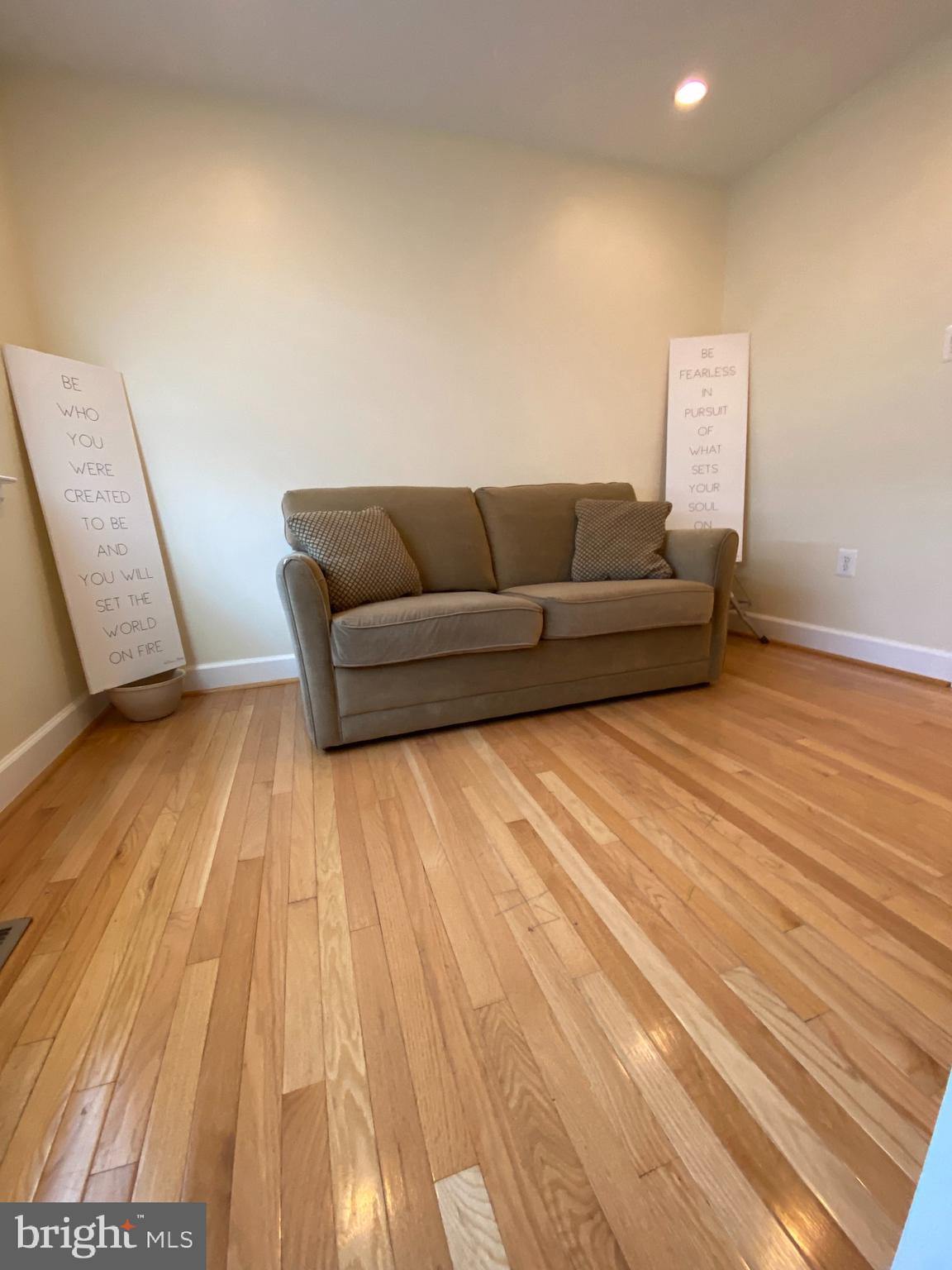 GERMANTOWN PARK - Residential Lease