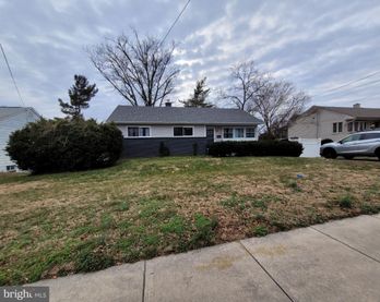 Single Family Residence at 116 CHAPEL AVENUE E