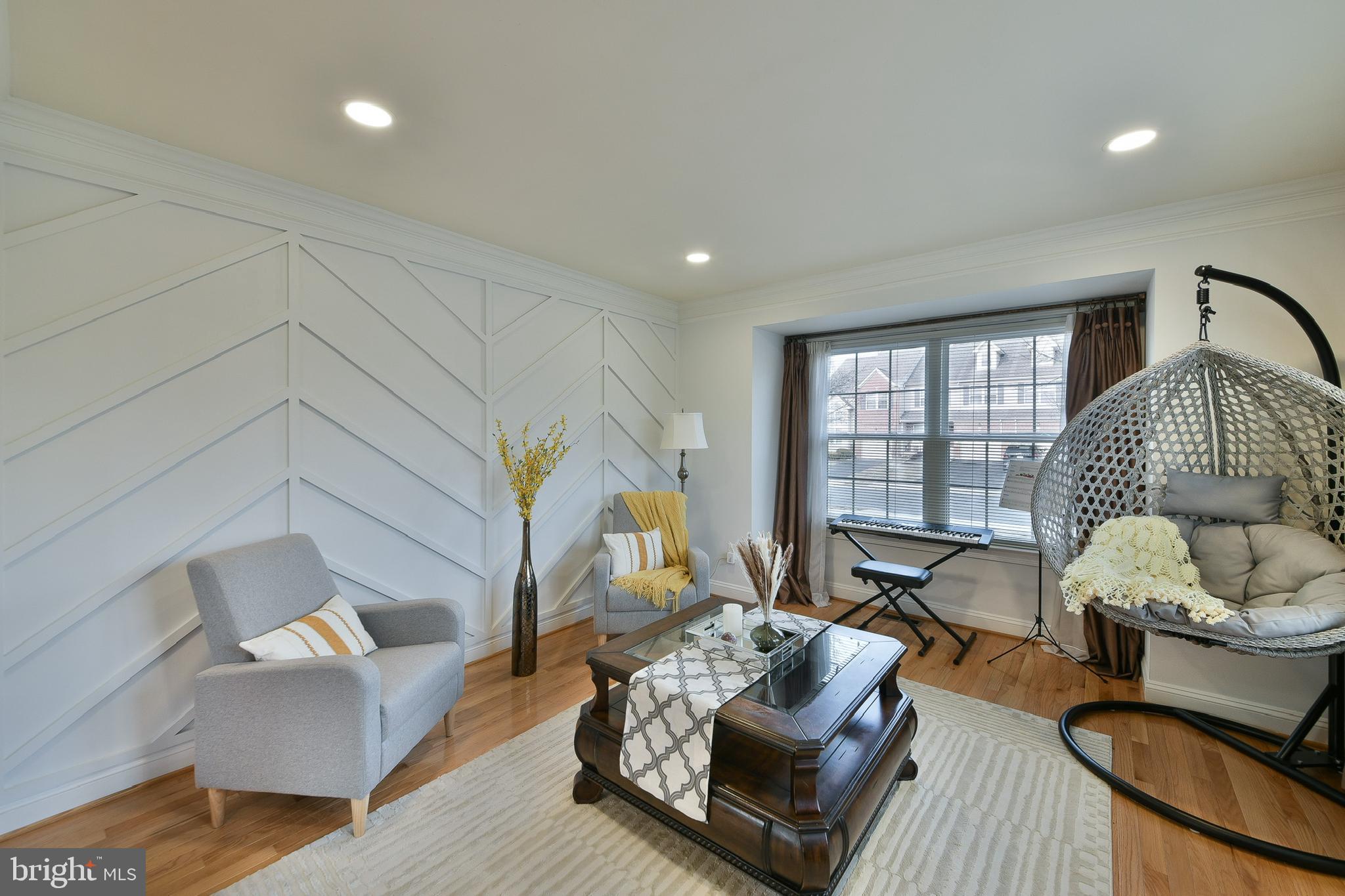 BELCOURT MANOR - Residential