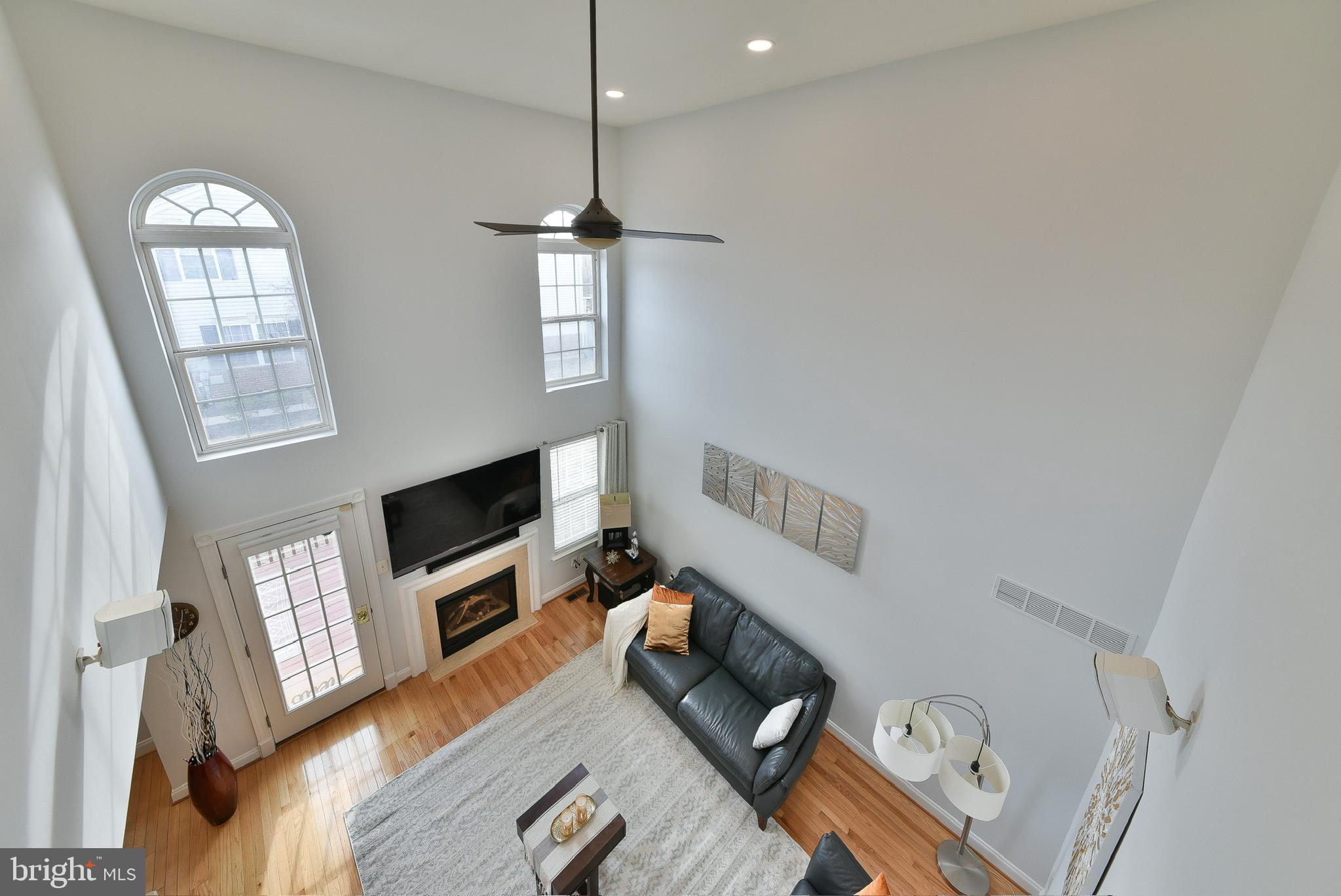 BELCOURT MANOR - Residential