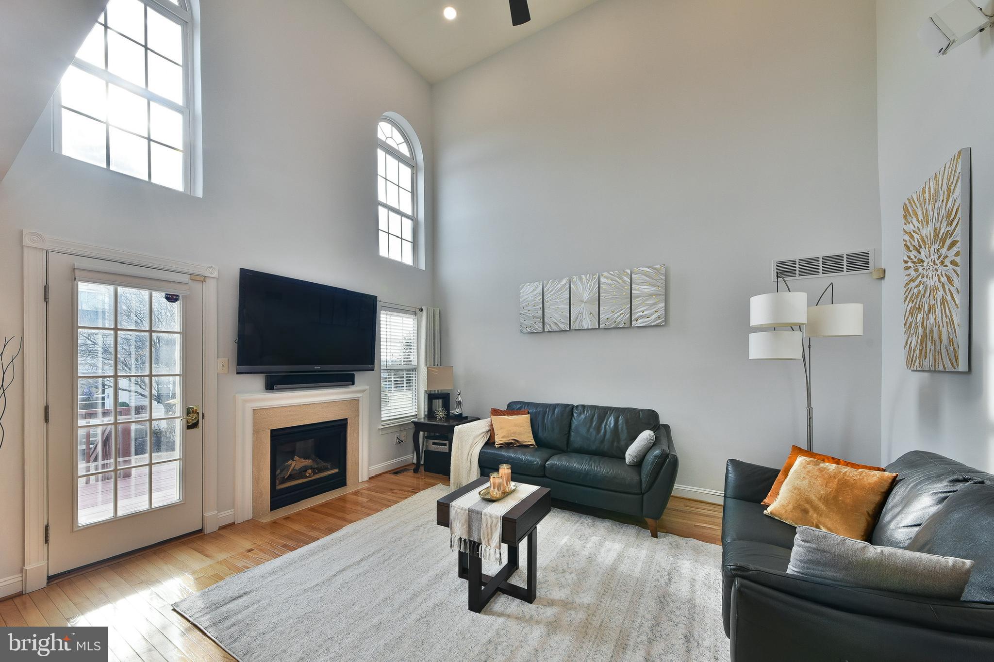 BELCOURT MANOR - Residential