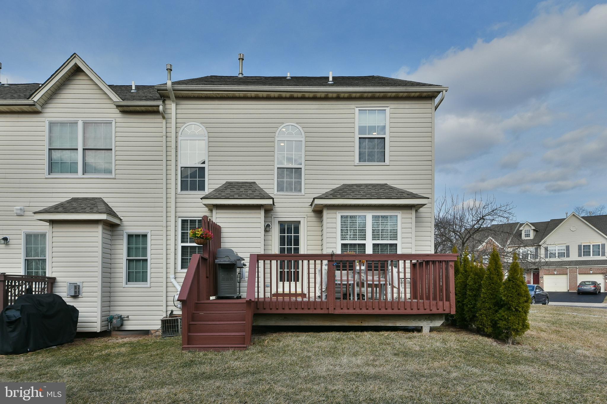 BELCOURT MANOR - Residential