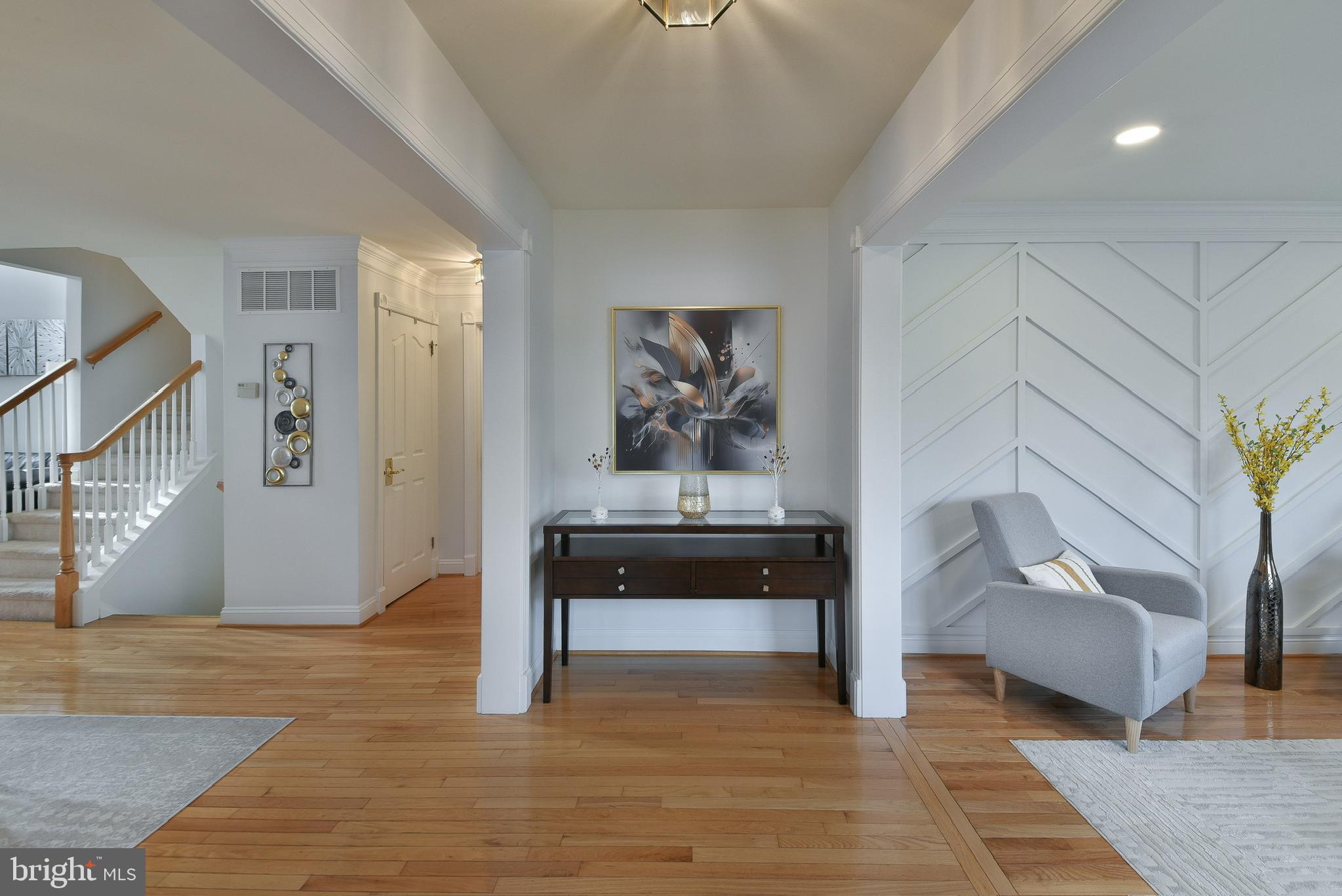 BELCOURT MANOR - Residential