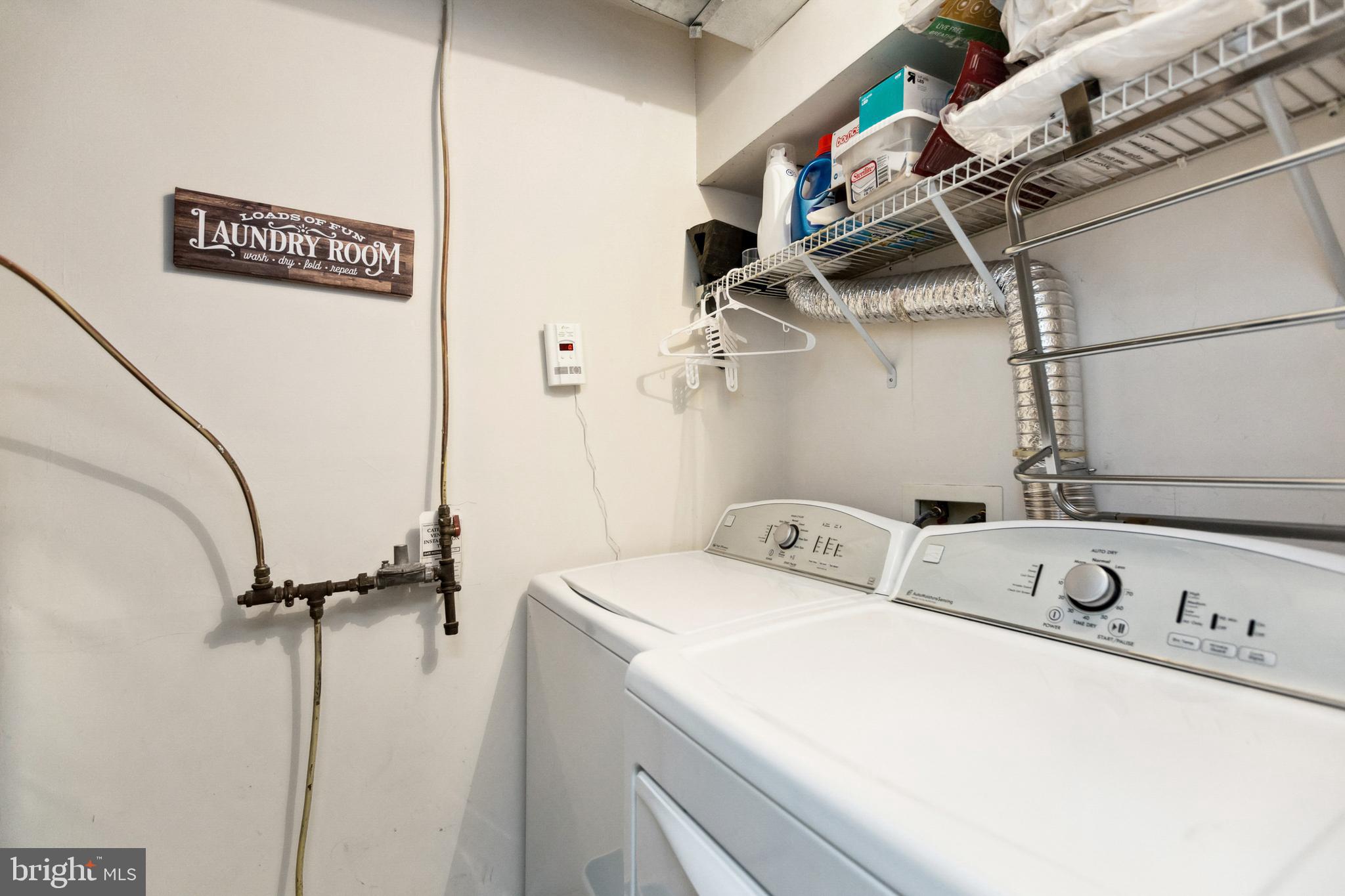 WOODVIEW VILLAGE - Residential