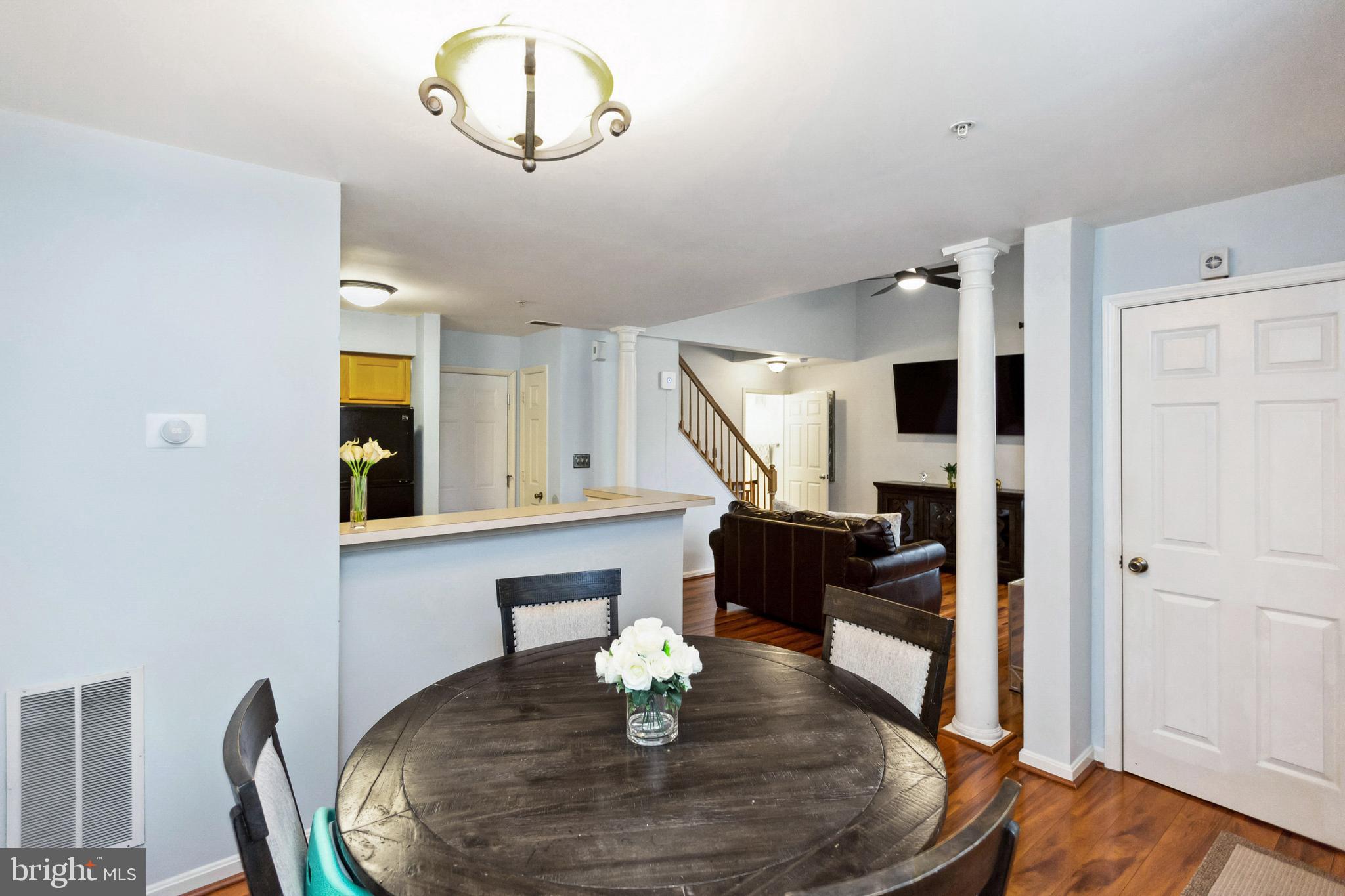 WOODVIEW VILLAGE - Residential